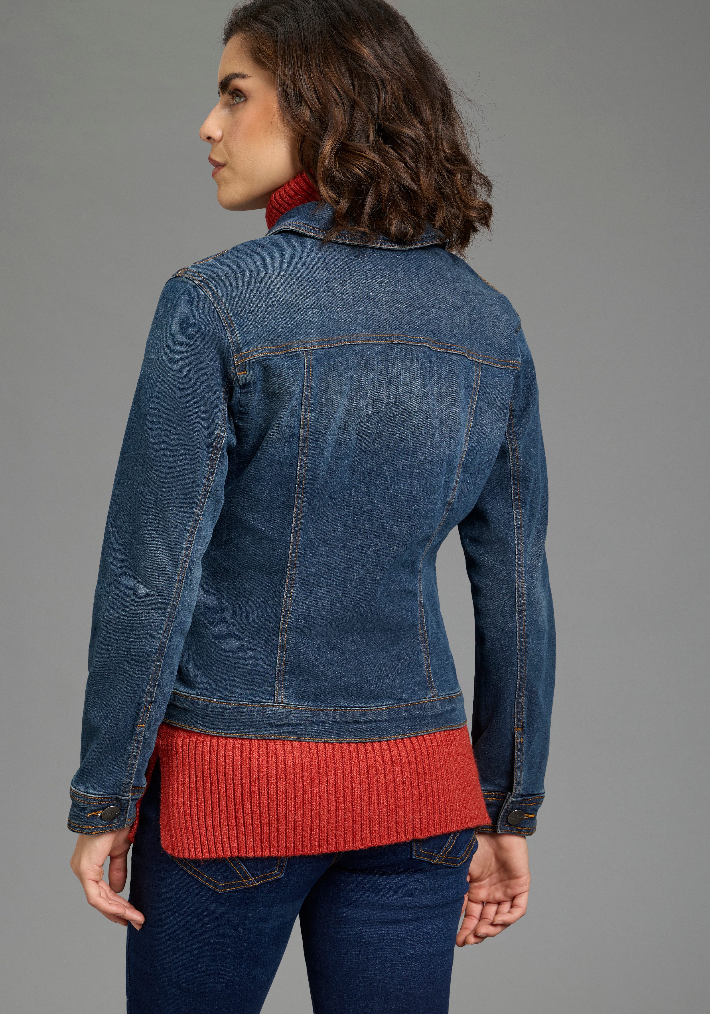 Arizona Jeansjacke aus Baumwollmischung, figurbetont, in Stretch-Qualität