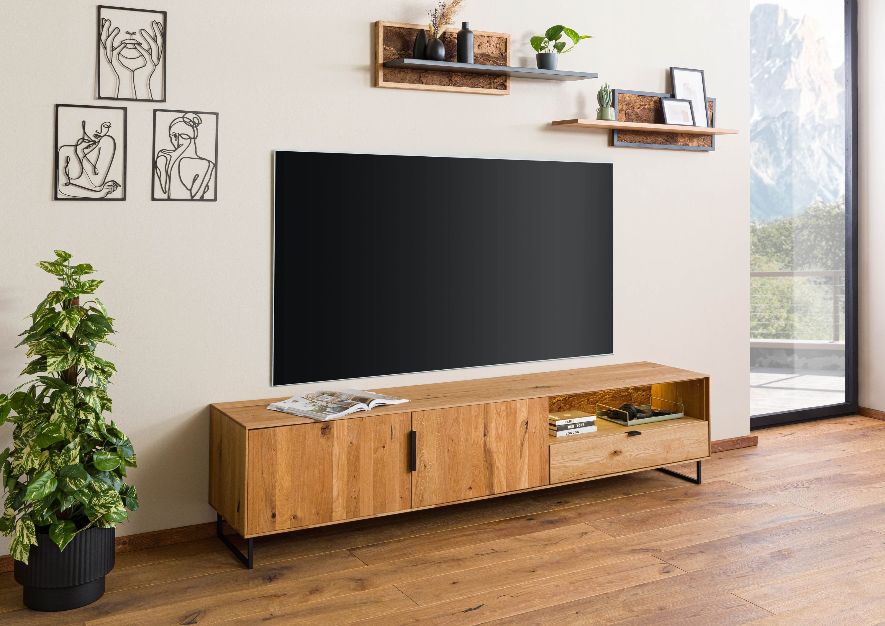 Massivmoebel24 Lowboard LINDAU (Massivholz), Wildeiche mit Holztür 220x43x51 natur geölt LINDAU #26