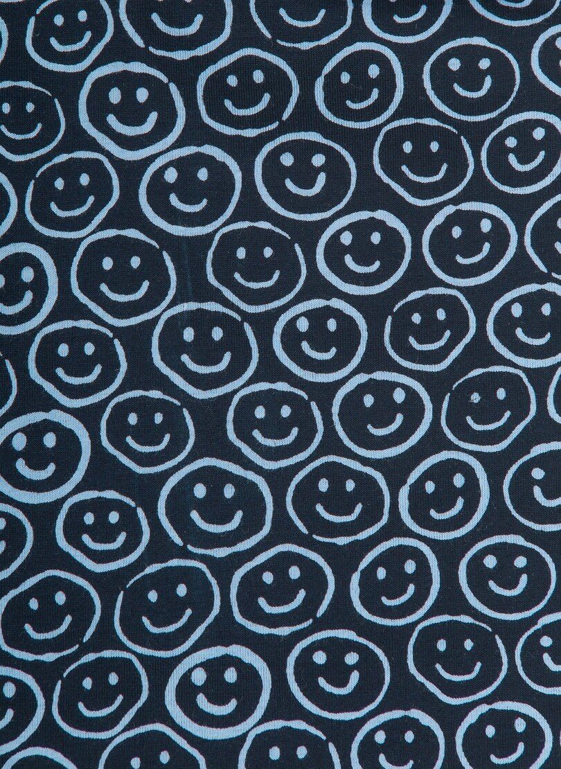 Smiley-Muster mit fröhlichem Sweatshirt Trigema Sweatshirt TRIGEMA