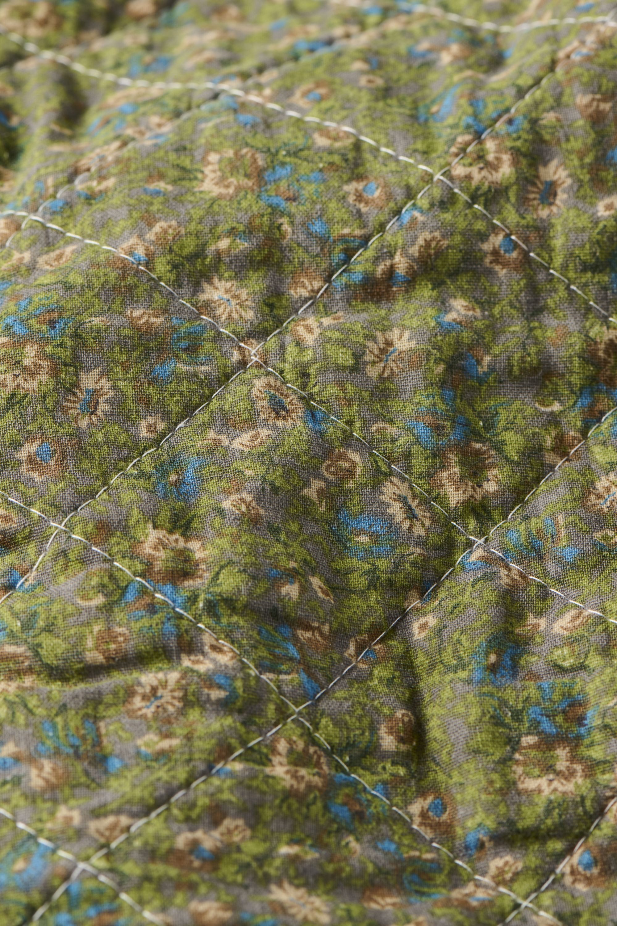 Ib Laursen Tagesdecke Ib Laursen - Decke Quilt Wohndecke Überwurf 180x130cm Grün Blumen