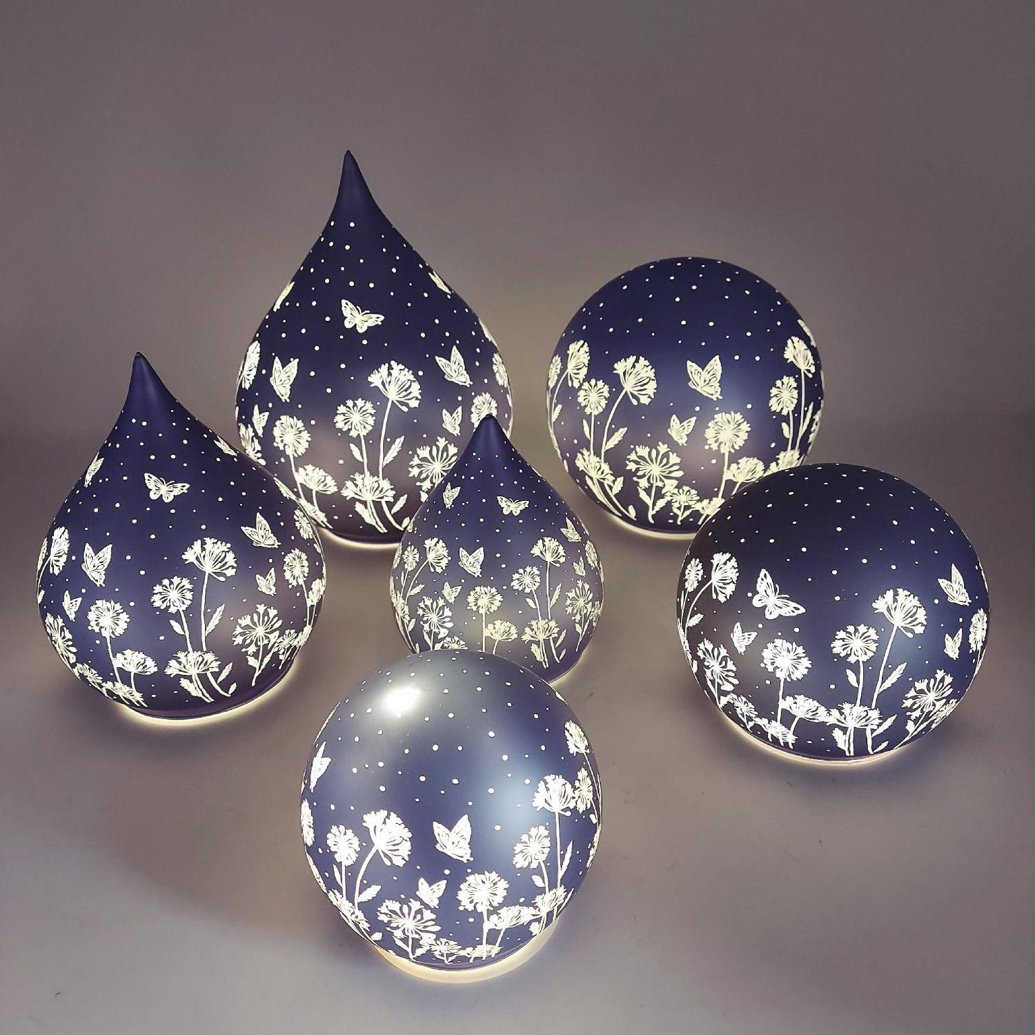 formano Nachttischlampe Blumenwiese, Mit Timerfunktion, Lila, Motiv: Blumenwiese