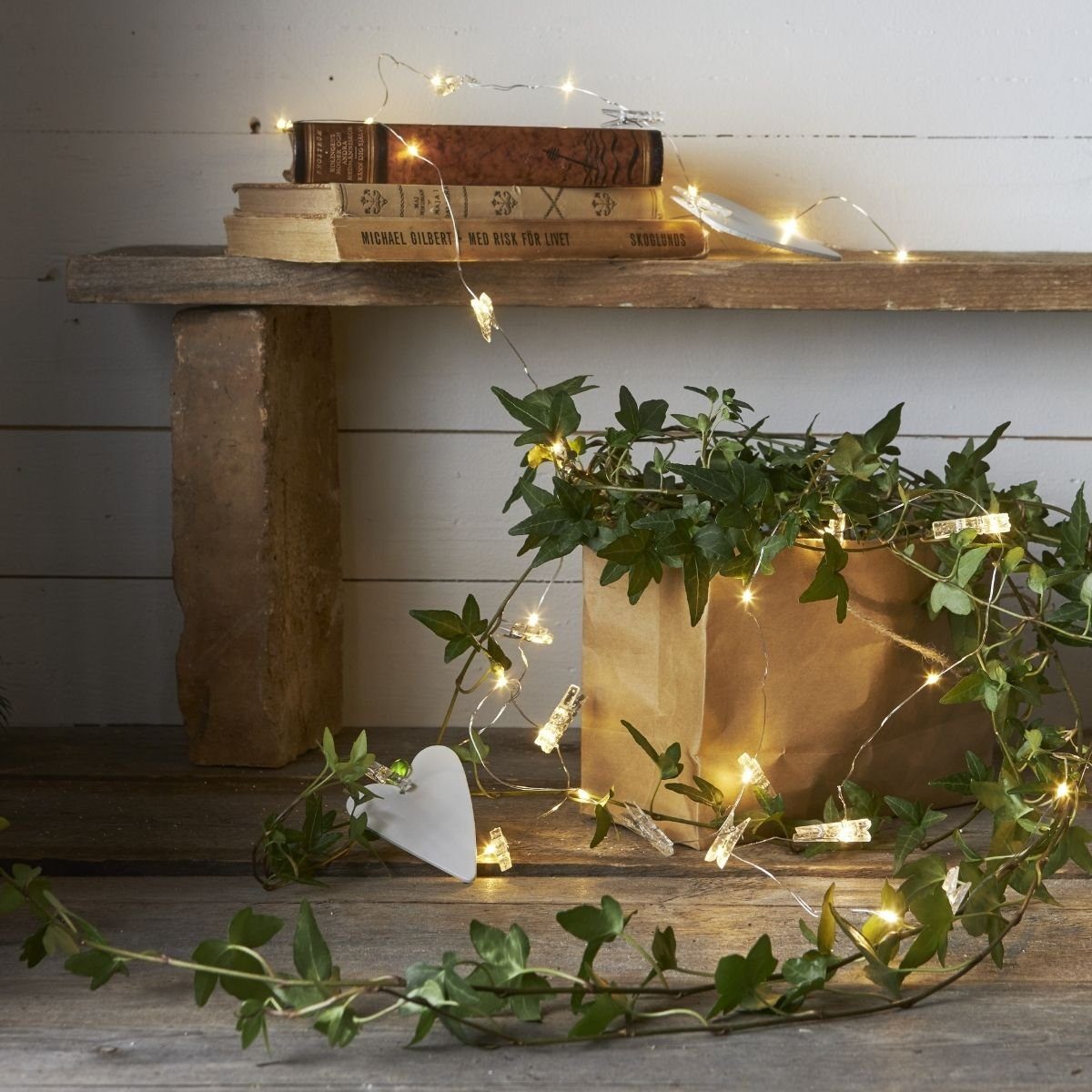 STAR TRADING LED-Lichterkette Clip 16 Wäscheklammern 30 warmweiße LED 2,9m Timer Batterie, 30-flammig