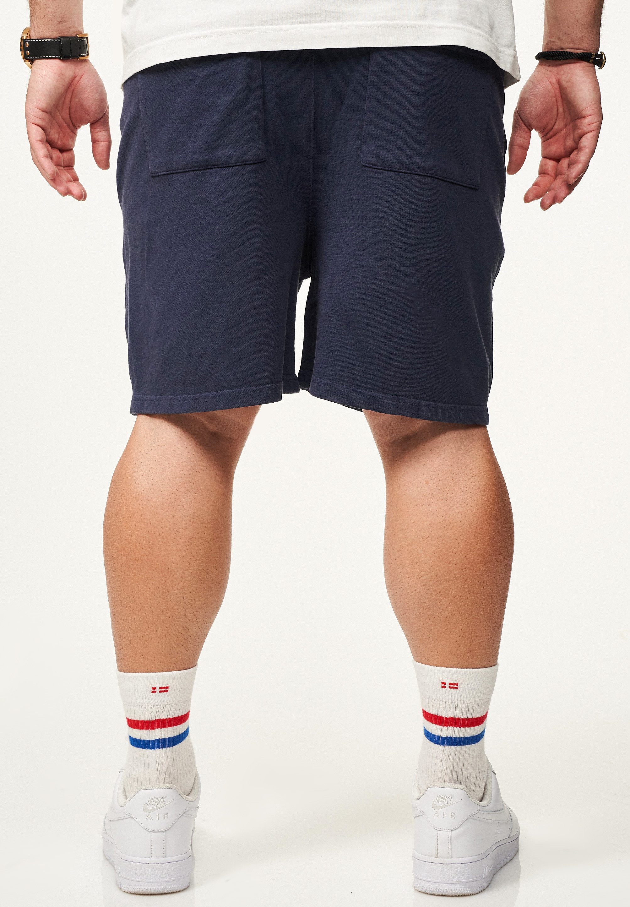 BEHYPE STUDIOS Sweatshorts im lockeren Relaxed-Fit aus 100% Baumwolle für Herren Kurze Hose Sporthose Sommershorts mit elastischem Gummibund
