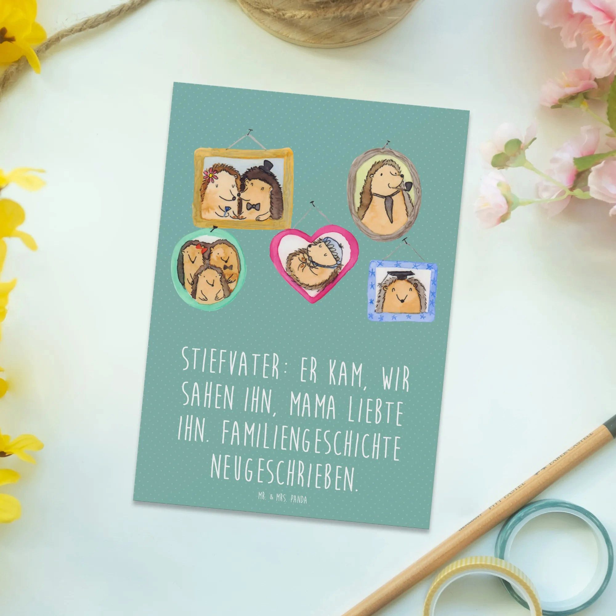 Thumbnail - Mr. & Mrs. Panda Postkarte Stiefvater Liebe - Meeresbrise - Geschenk, Familie neu definieren, Po, Liebevolles Design