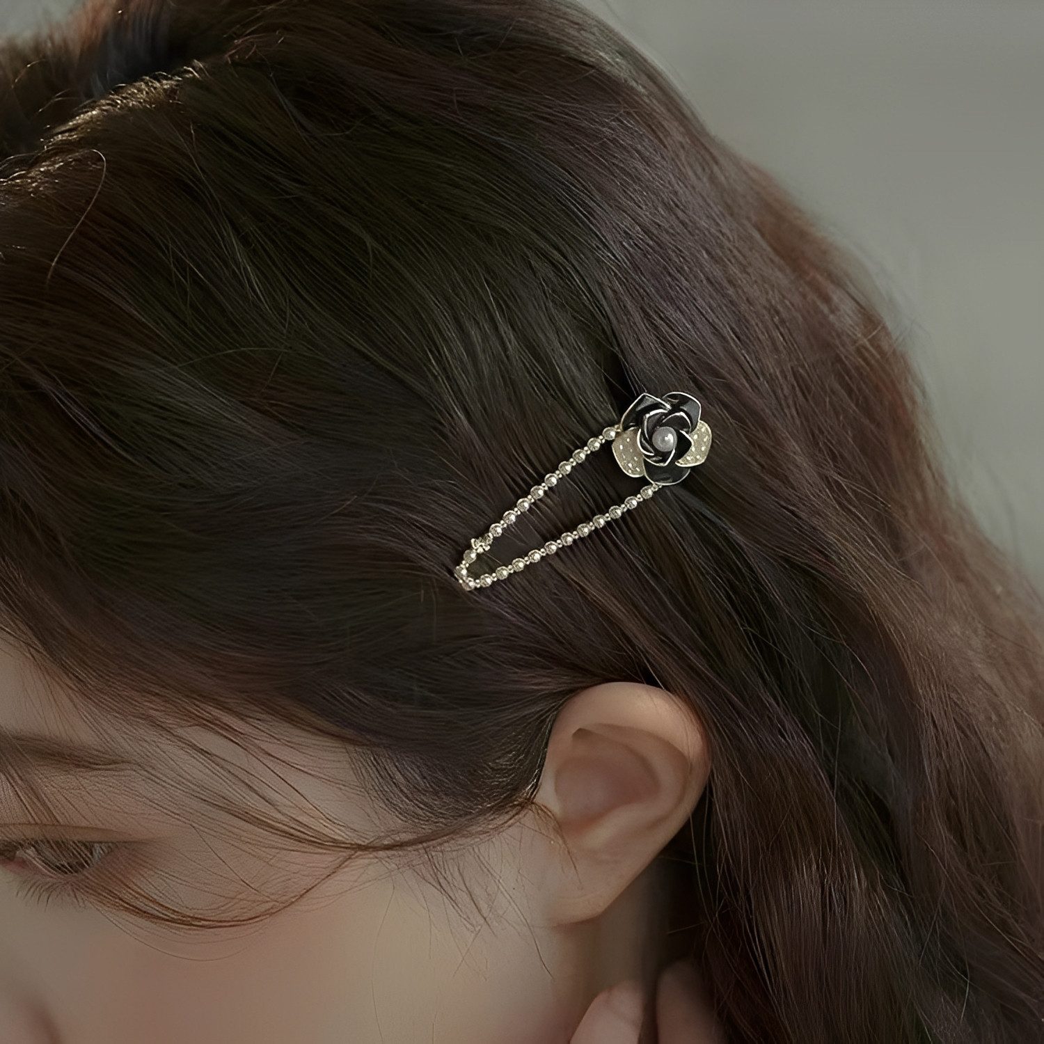 The Beauty House Haarspange Damen Haarklammer Blume Schwarz Gold mit Perlen, Haaraccessoires Retro Stil, Elegante Haarclips für Hochzeit Party Alltag
