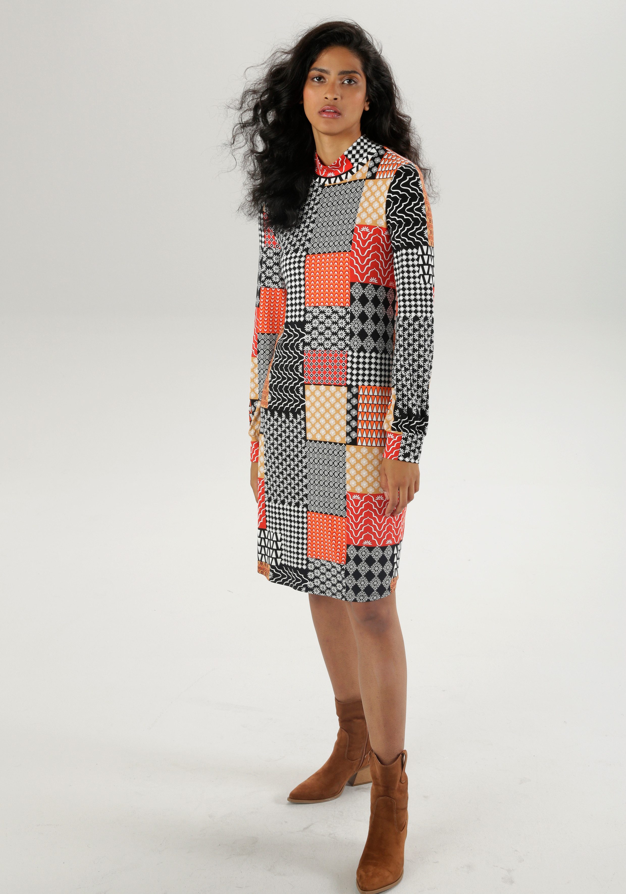 Aniston CASUAL Jerseykleid mit extravagantem Mustermix günstig online kaufen