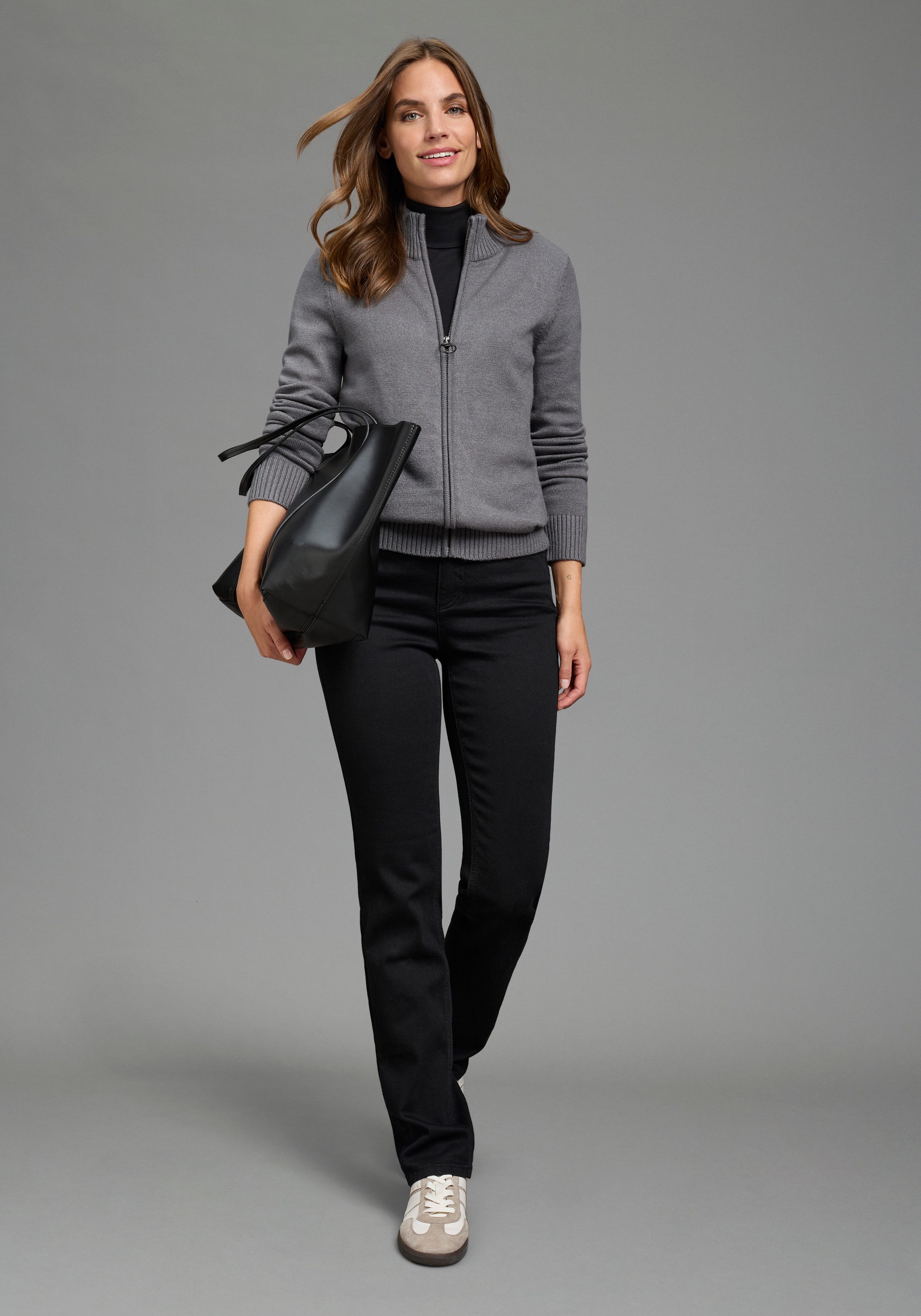 Zum Outfit 5