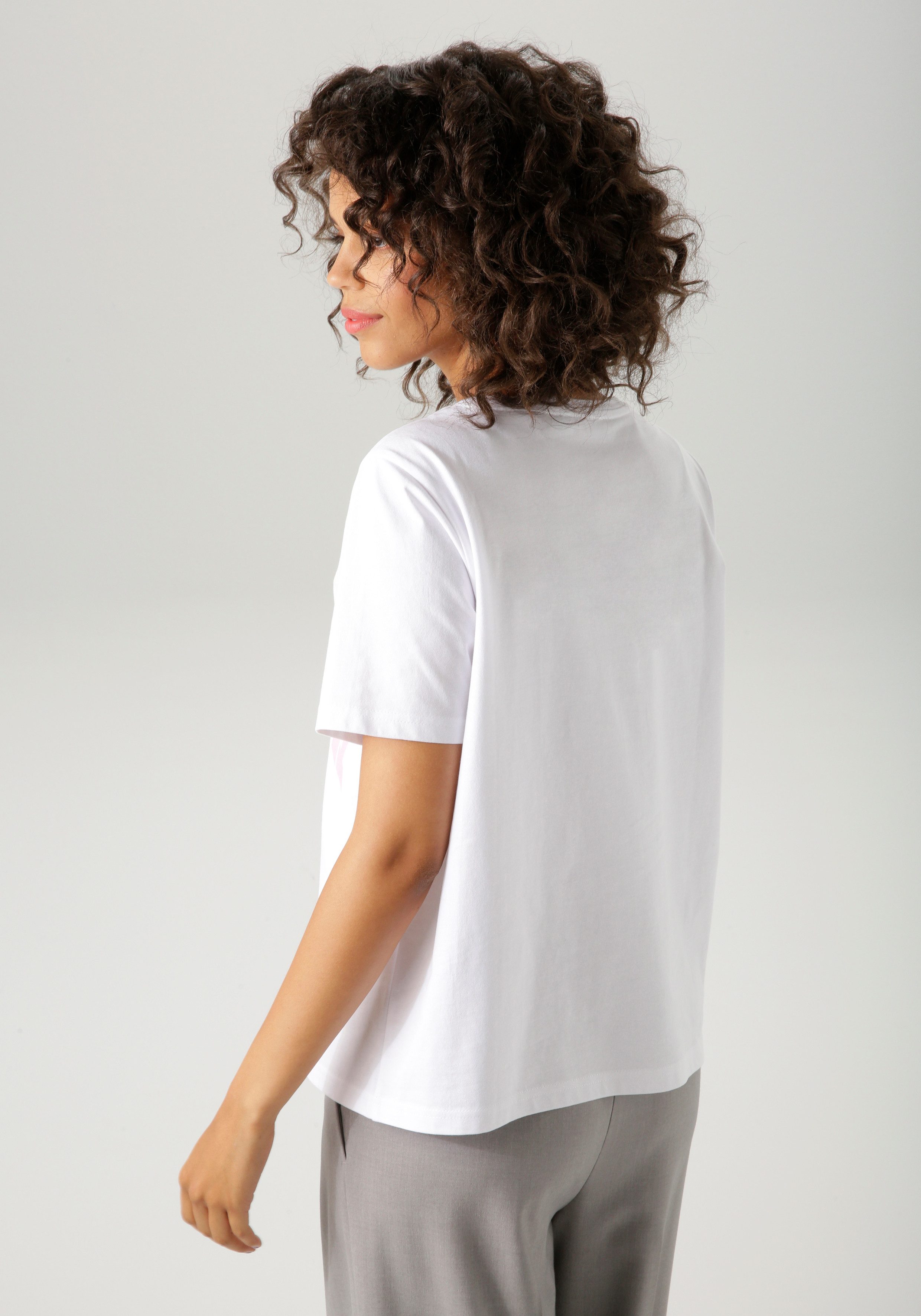 Aniston CASUAL T-Shirt mit Krebs und Schriftzügen bedruckt günstig online kaufen