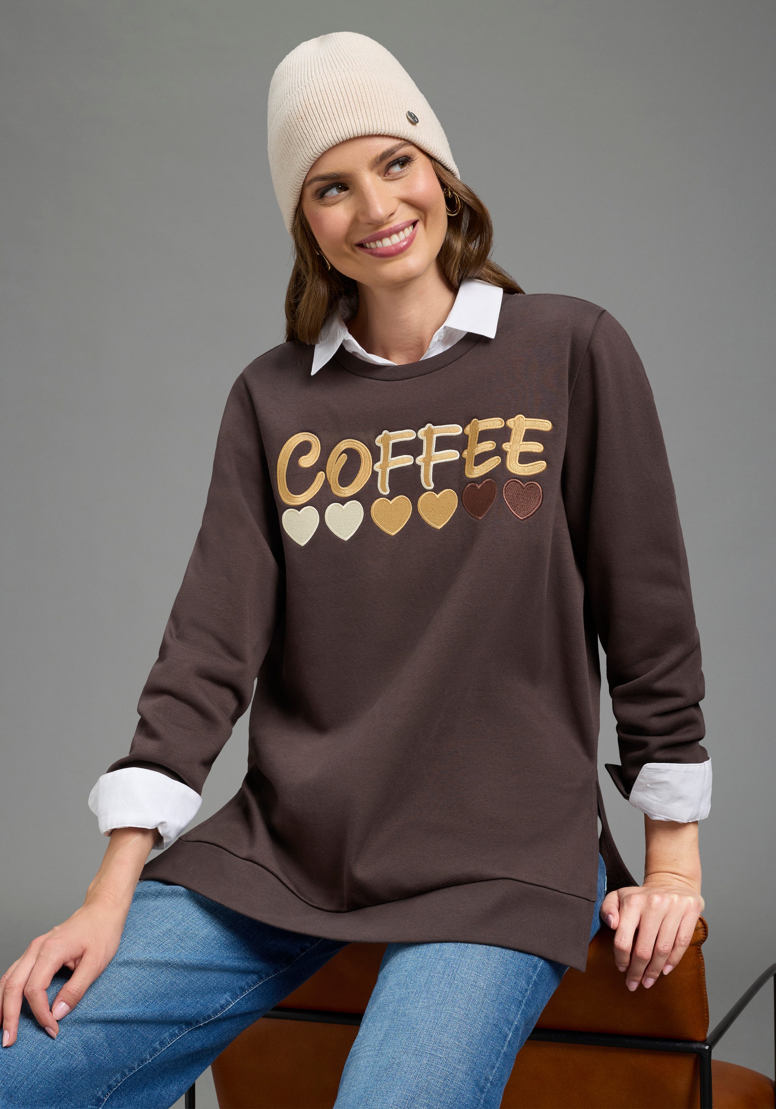 Laura Scott Longsweatshirt mit Seitenschlitzen und hochwertiger Stickerei