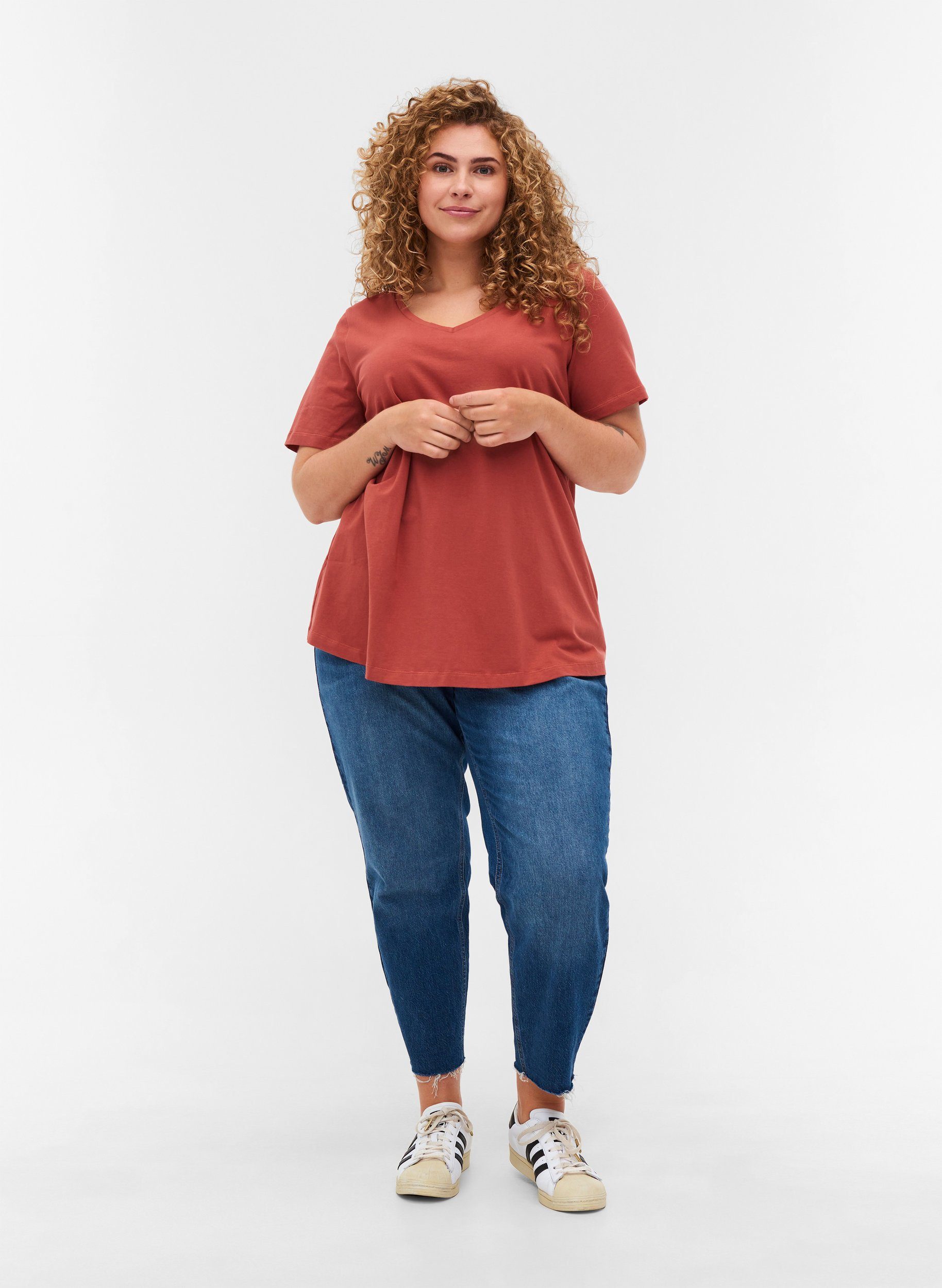 Zizzi T-Shirt Große Größen Damen Einfarbiges Kurzarm T Shirt mit V  Ausschnitt online kaufen | OTTO