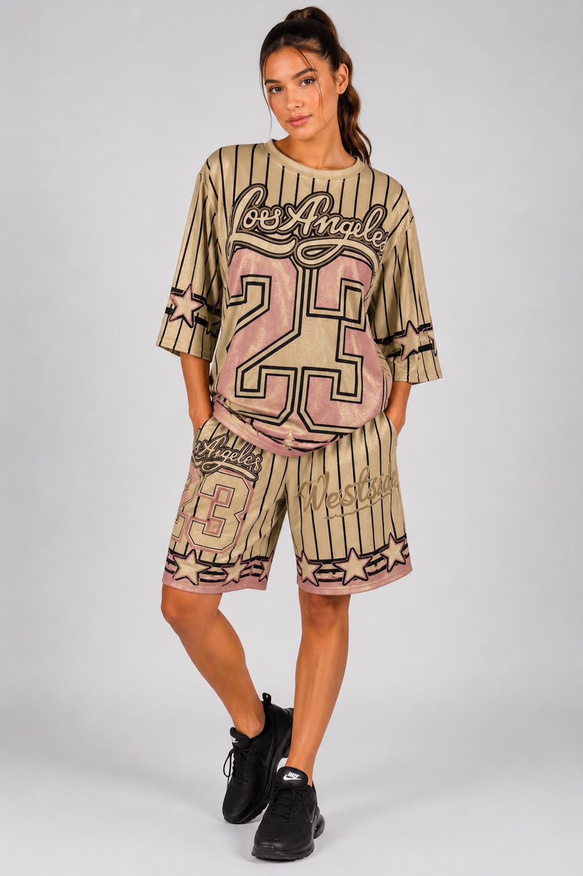 Worldclassca T-Shirt & Shorts Worldclassca 2tlg Oversize SET Shirt + Shorts Jogginganzug LA Print 23 Neue Kollektion - Stilvolle und gemütliche Streetwear Mode für Damen