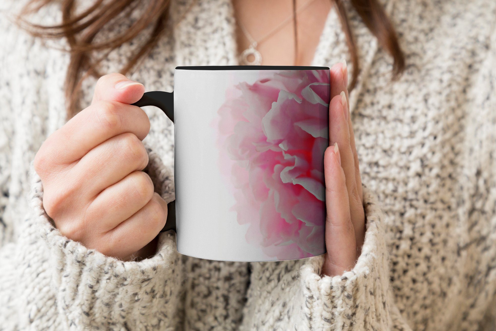 Keramik, Pfingstrose Teetasse, Draufsicht Farbwechsel, Hintergrund, Geschenk Zaubertasse, Tasse eine Kaffeetassen, weißem mit MuchoWow rosa auf