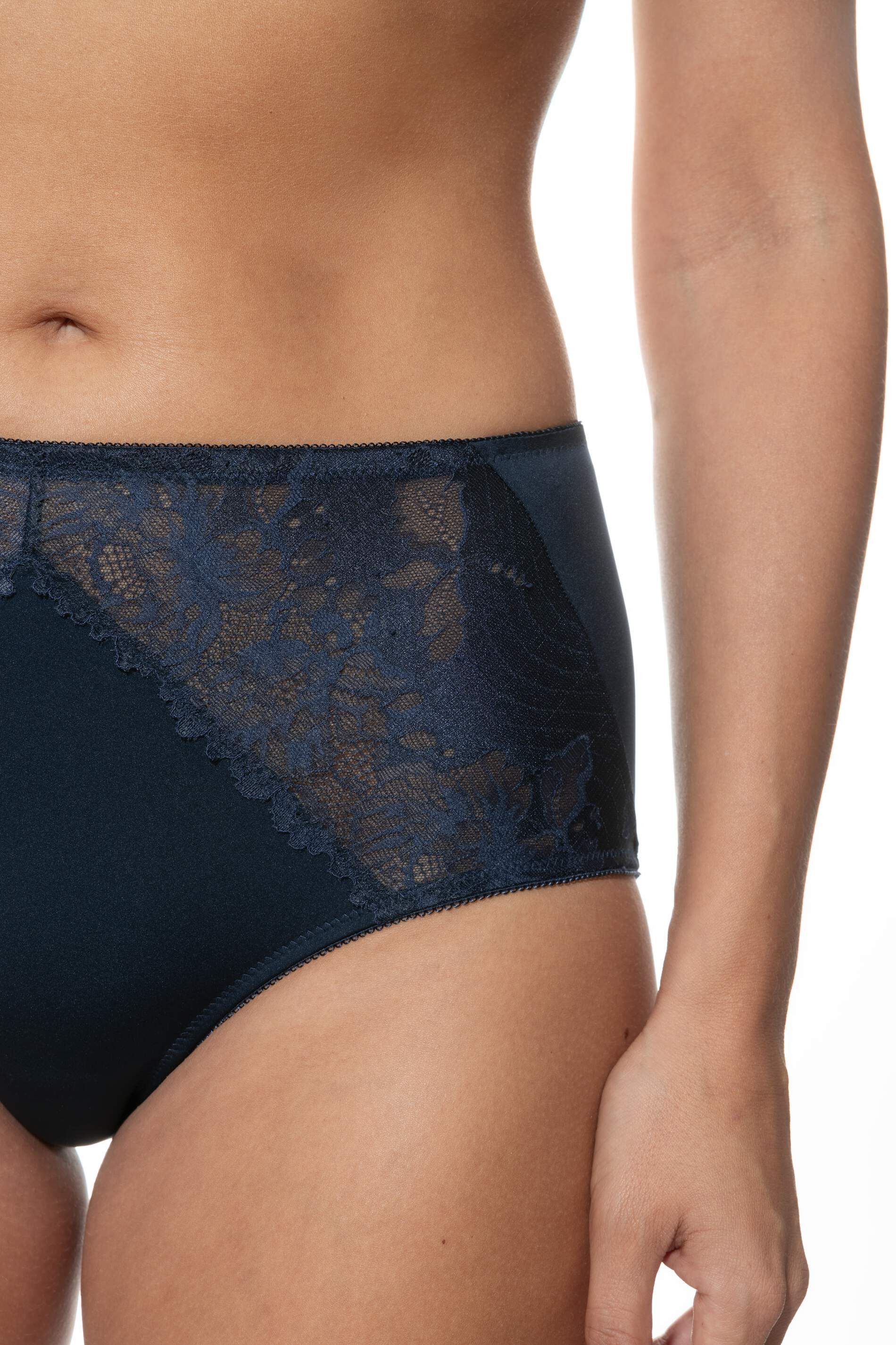 Mey Taillenslip Luxurious Hoher Taillensitz, Spitze seitlich eingesetzt