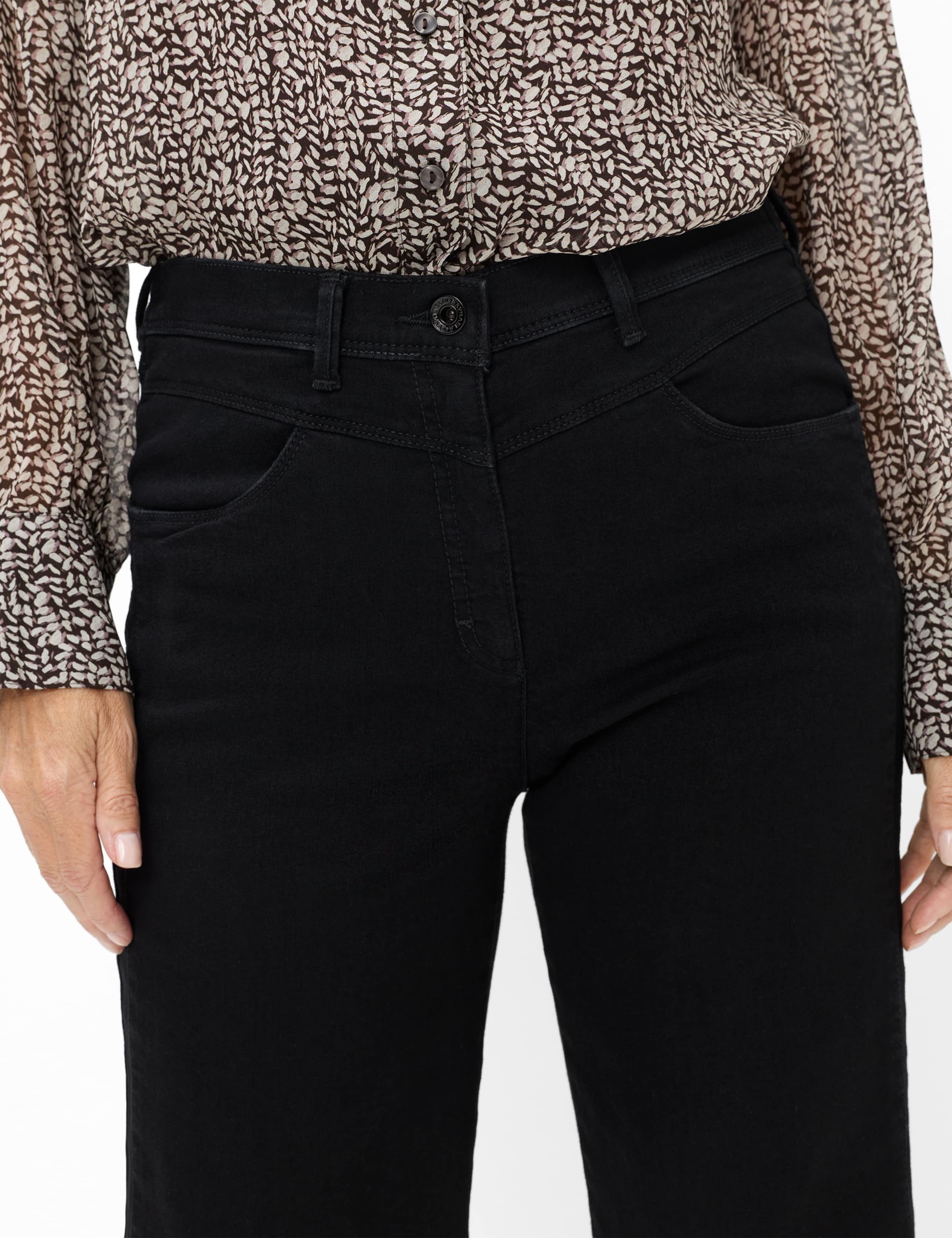 RAPHAELA by BRAX 5-Pocket-Jeans Style LAURA FLARED Super Dynamic: Five-Pocket-Jeans im Super Slim Fit – Bild 4 von 5