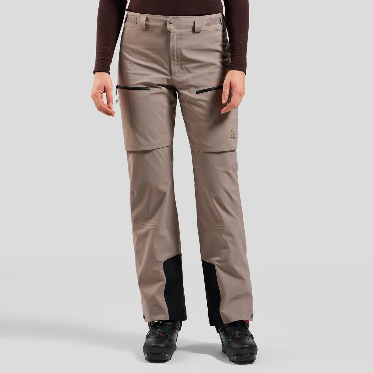 Odlo Outdoorhose X-alp 3L Vielseitige Damenjacke für Outdoor-Aktivitäten, bietet Schutz vor