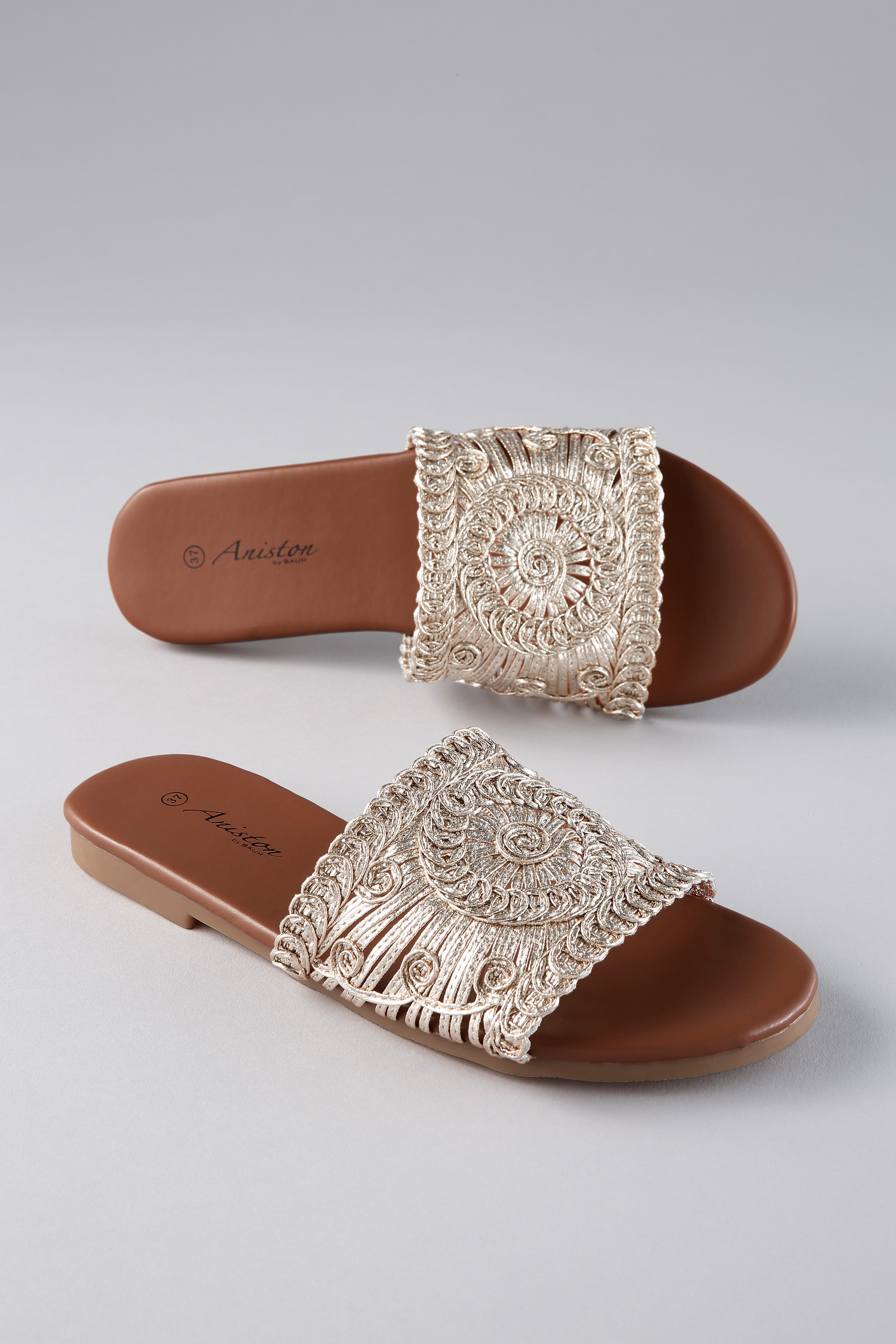 Aniston SHOES Pantolette Sommerschuh, Strandschuh in modischer Optik - NEUE KOLLEKTION. € 39,99