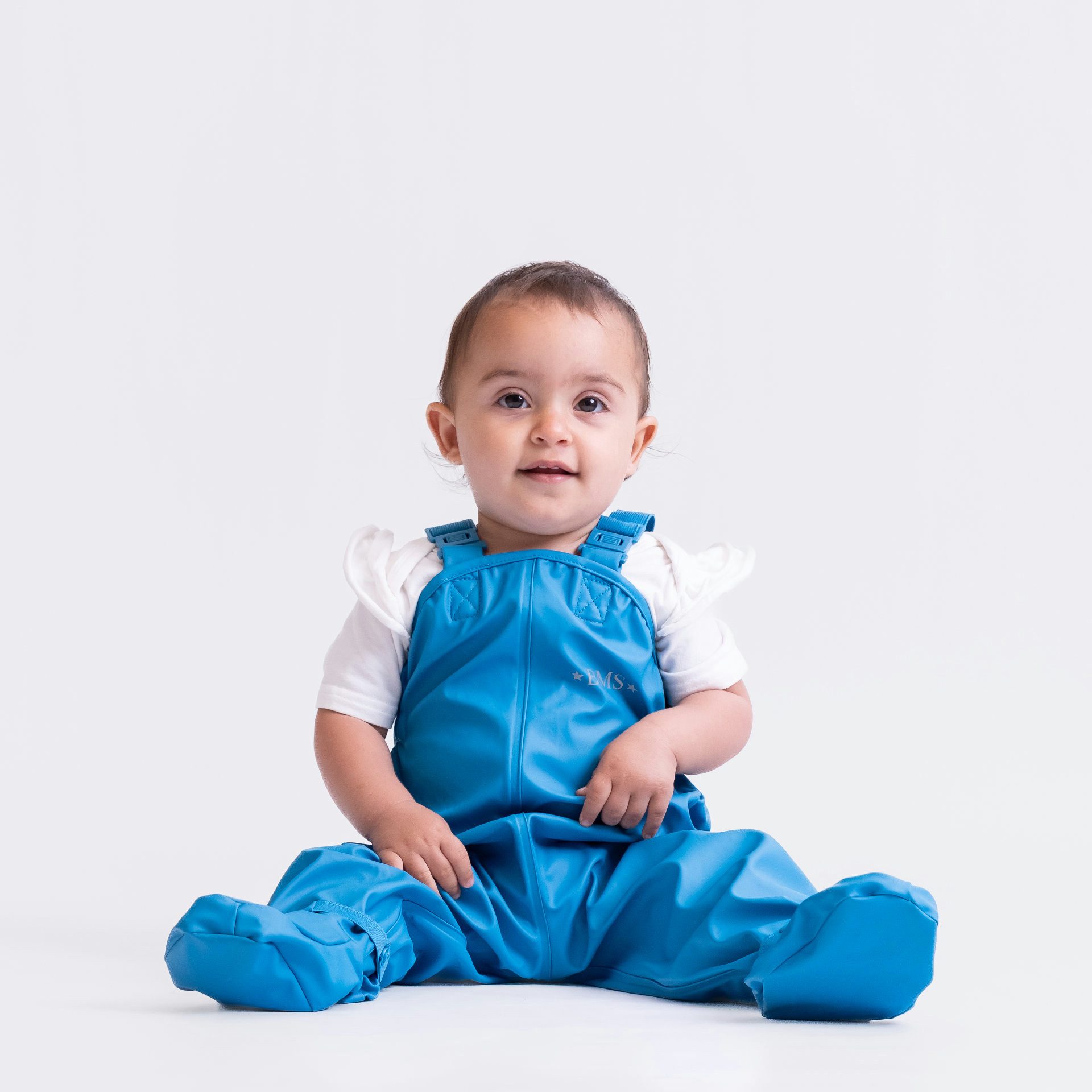 BMS Regen- und Matschlatzhose BMS BabyBuddy - wasserdichte Krabbelhose mit integrierten Füsslingen integrierte Füssling