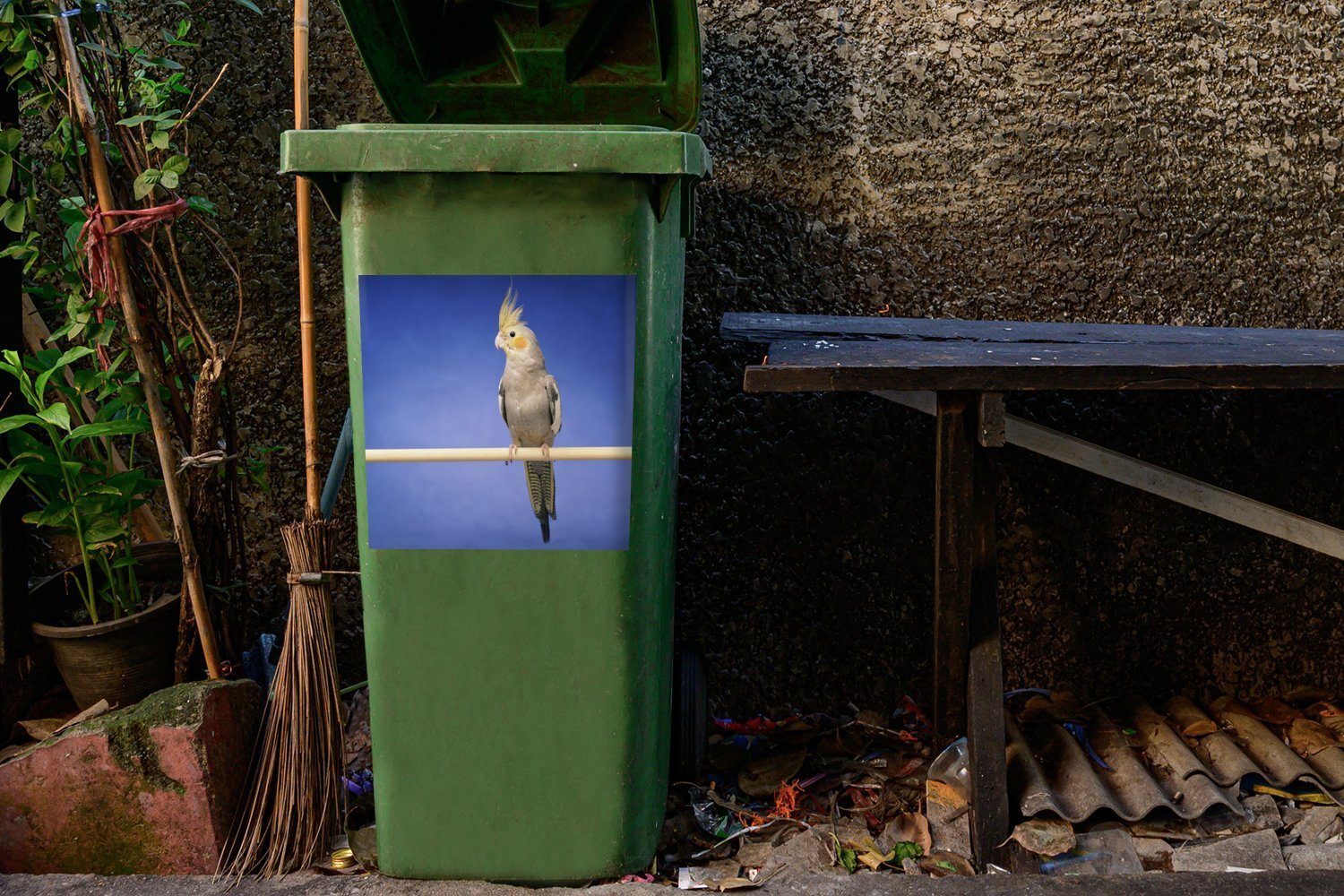 auf MuchoWow einem Abfalbehälter Mülltonne, Mülleimer-aufkleber, Falken-Sittich Stock (1 Container, Wandsticker Sticker, St),