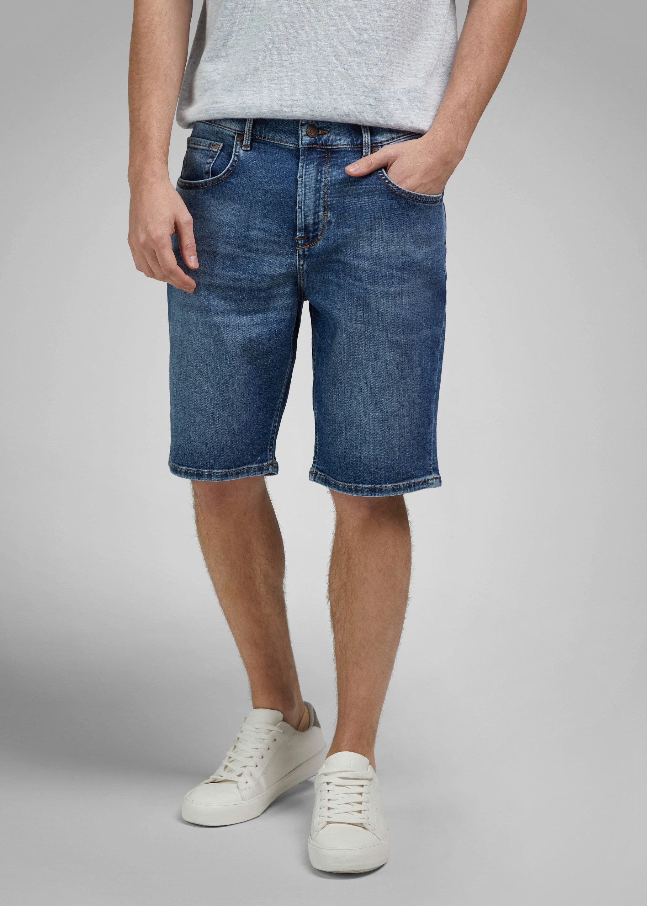 HECHTER PARIS Shorts H-SENLIS mit Gürtelschlaufen und Knopfverschluss