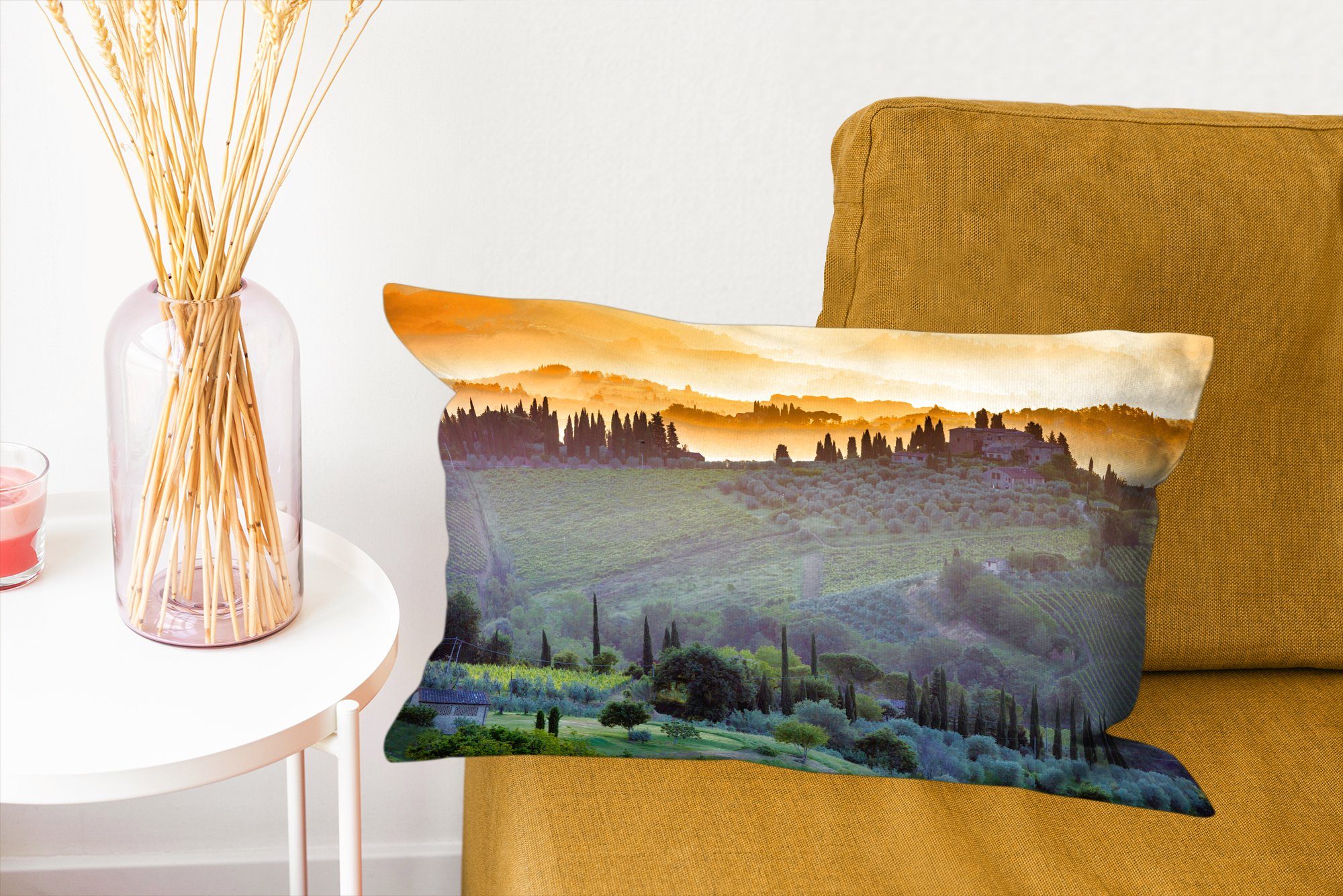 Dekoration, Gimignano bei MuchoWow Dekokissen Sonnenaufgang, Schlafzimmer San über in mit Italien ummauerten Nebel Füllung, Zierkissen, Dekokissen dem Wohzimmer