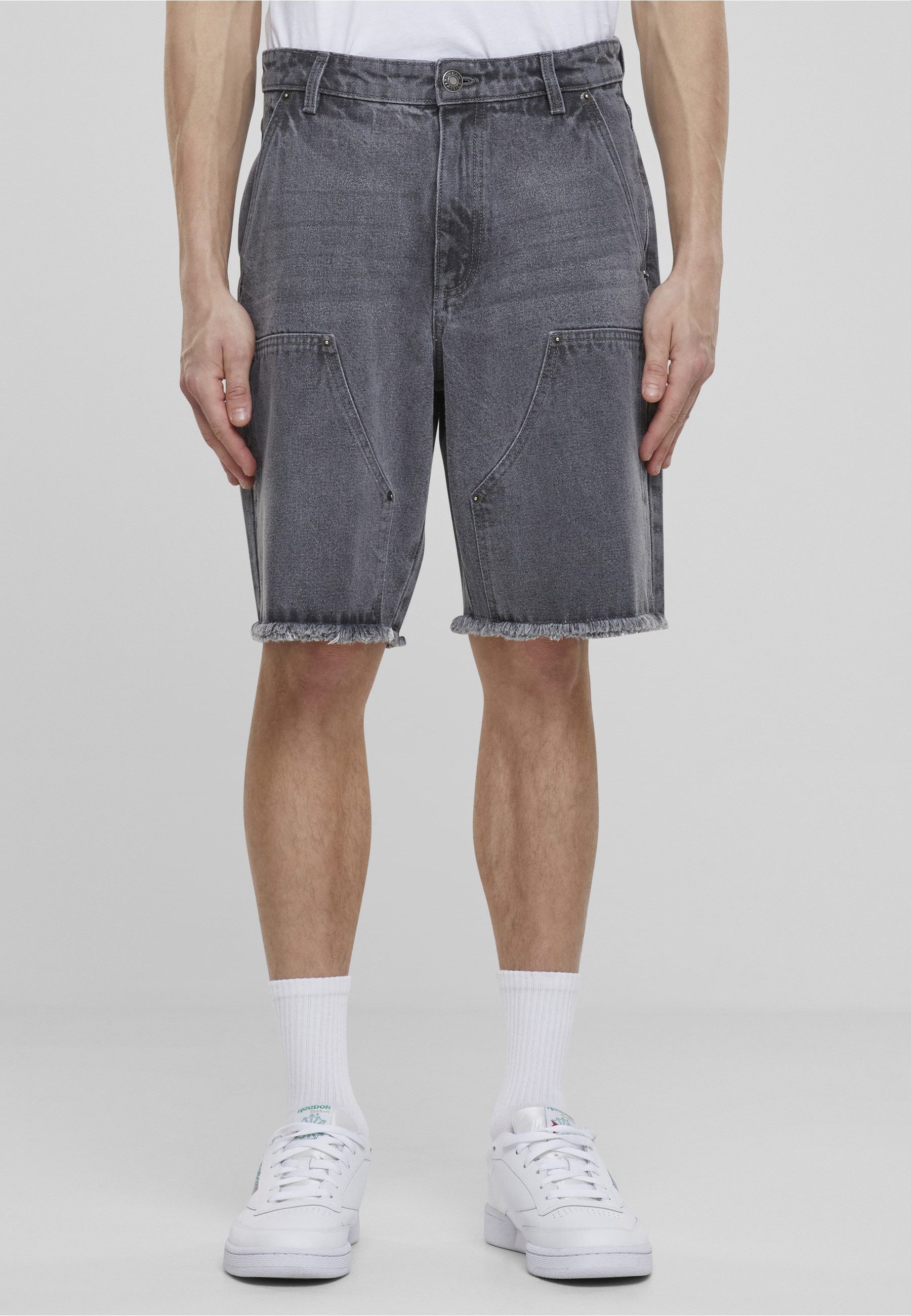 URBAN CLASSICS Shorts Urban Classics Open Edge Two Knee Denim Shorts (1-tlg)