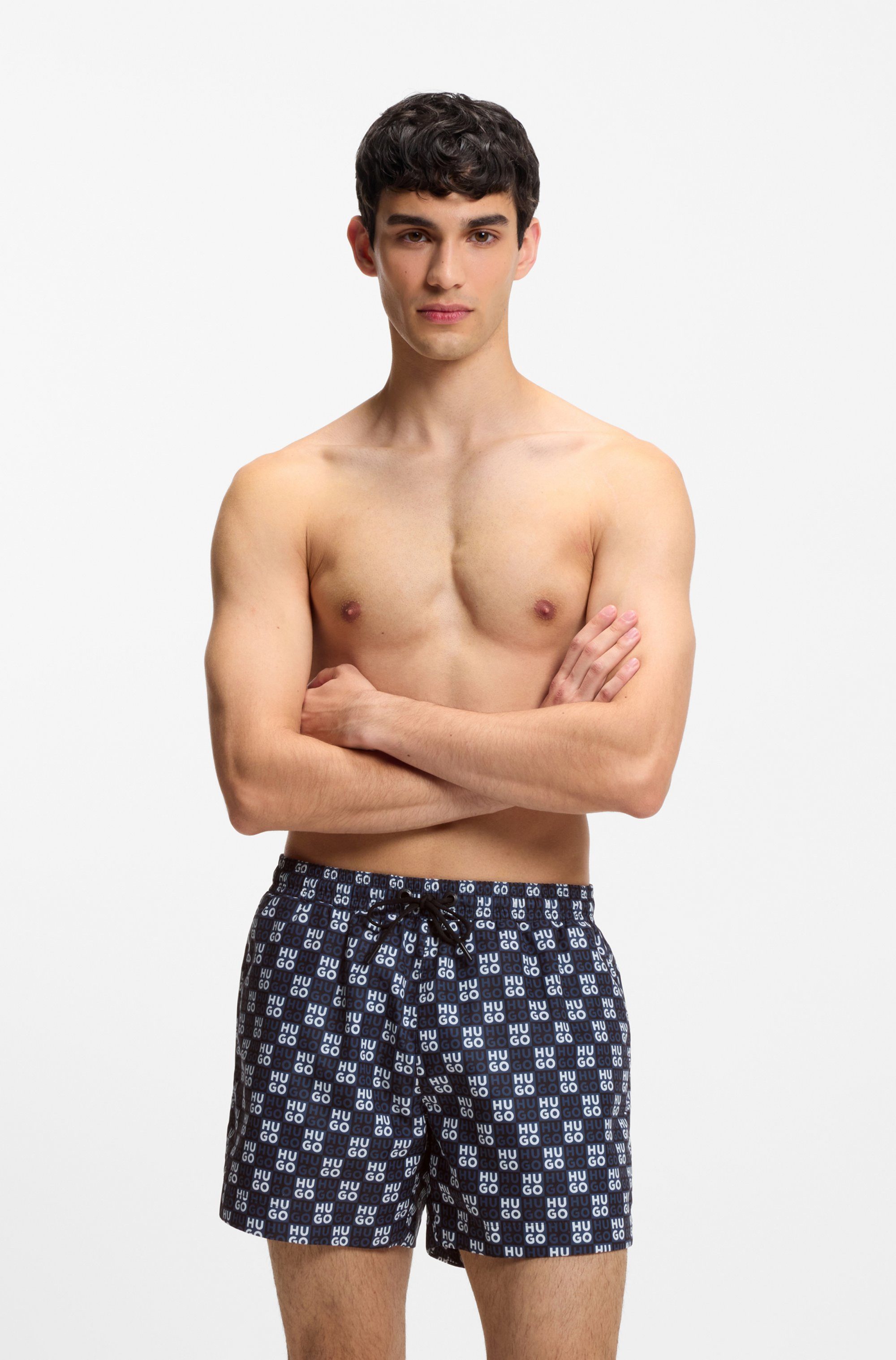 HUGO Badeshorts AARON mit Schachbrett-Logos, elastischer Bund
