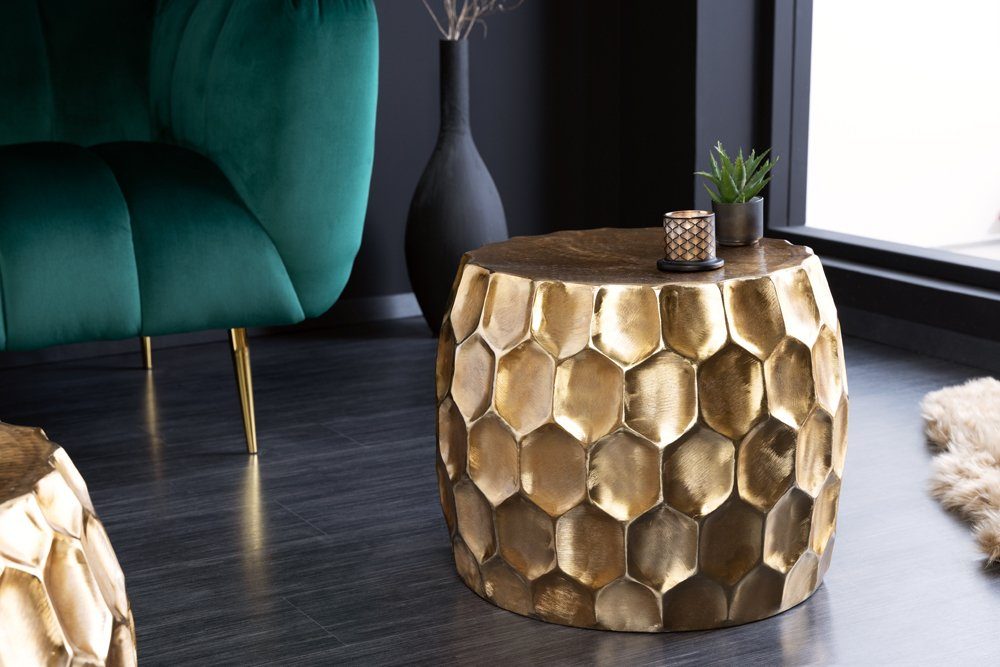 riess-ambiente Couchtisch ORGANIC ORIENT Ø55cm gold (Einzelartikel, 1-St), Wohnzimmer · Metall · rund · Hammerschlag-Design · Handmade