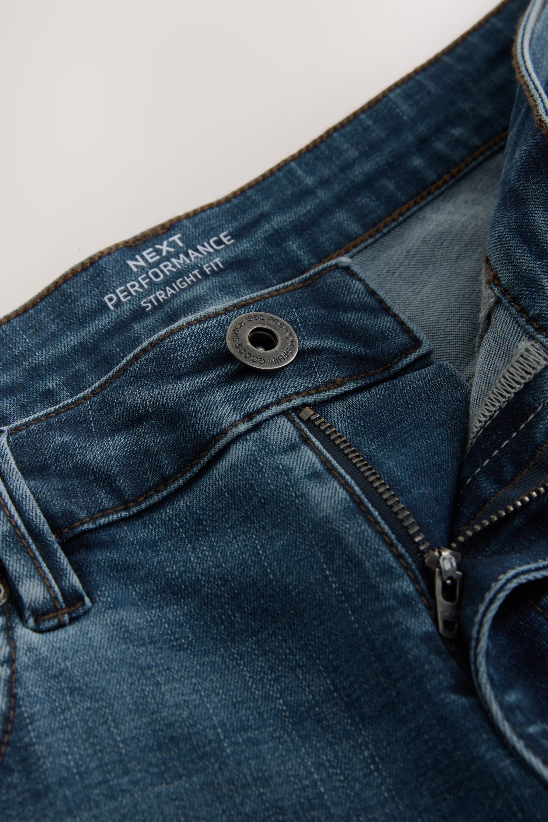 Next Straight-Jeans Straight Fit Motionflex Jeans (1-tlg)