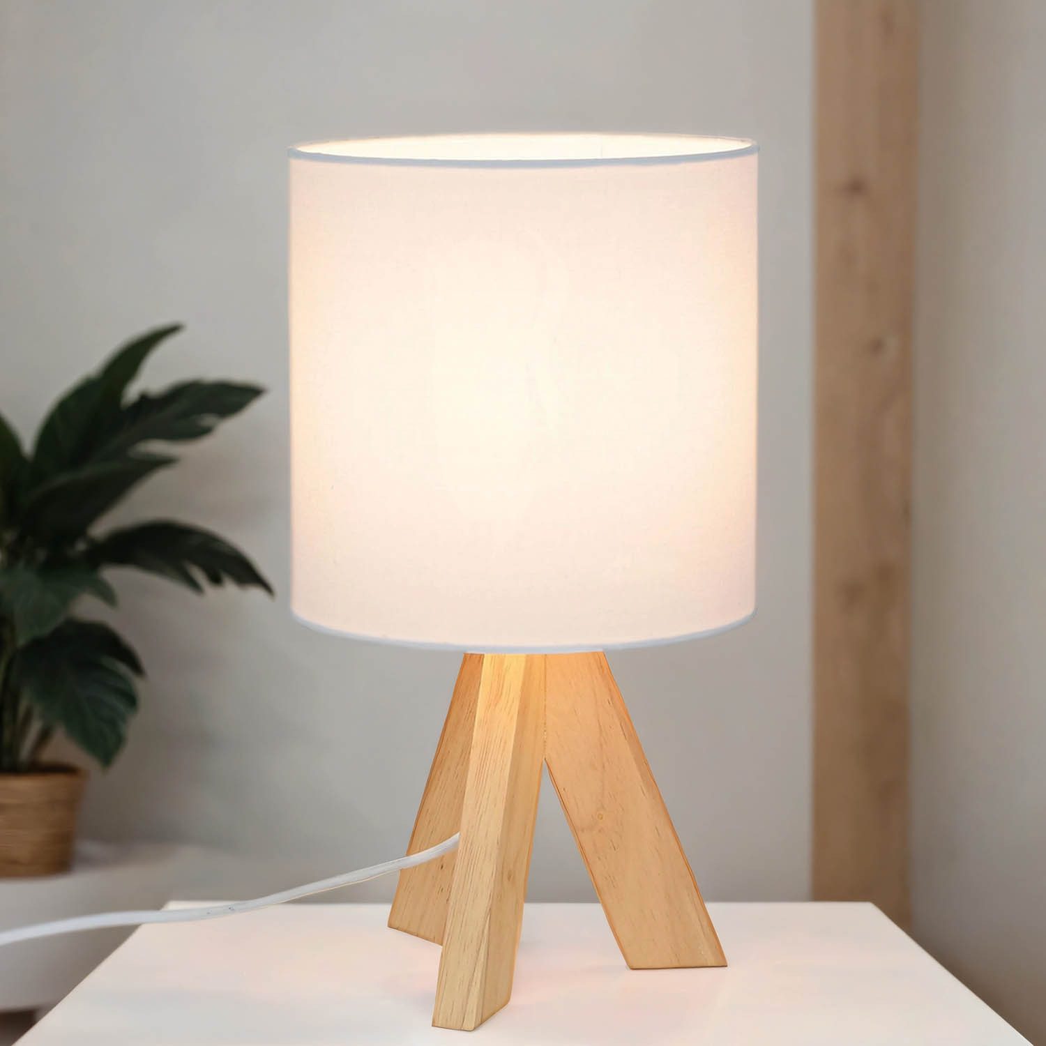 Licht-Erlebnisse Nachttischlampe GING, ohne Leuchtmittel, Tischlampe günstig online kaufen
