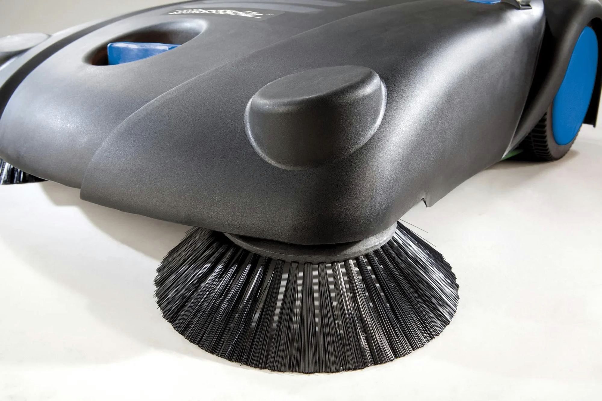 Westfalia Werkzeug Kehrmaschine Kehrmaschine, 70 cm Arbeitsbreite, 14 Liter Schmutzbehälter