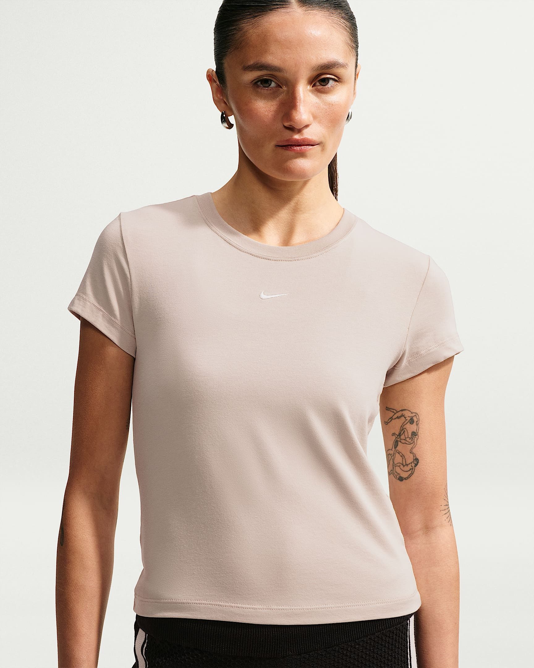 Nike Sportswear T-Shirt W NSW NK CHLL KNT MD CRP mit Rundhalsausschnitt, Kurzarm, aus Jersey, lockerer Schnitt