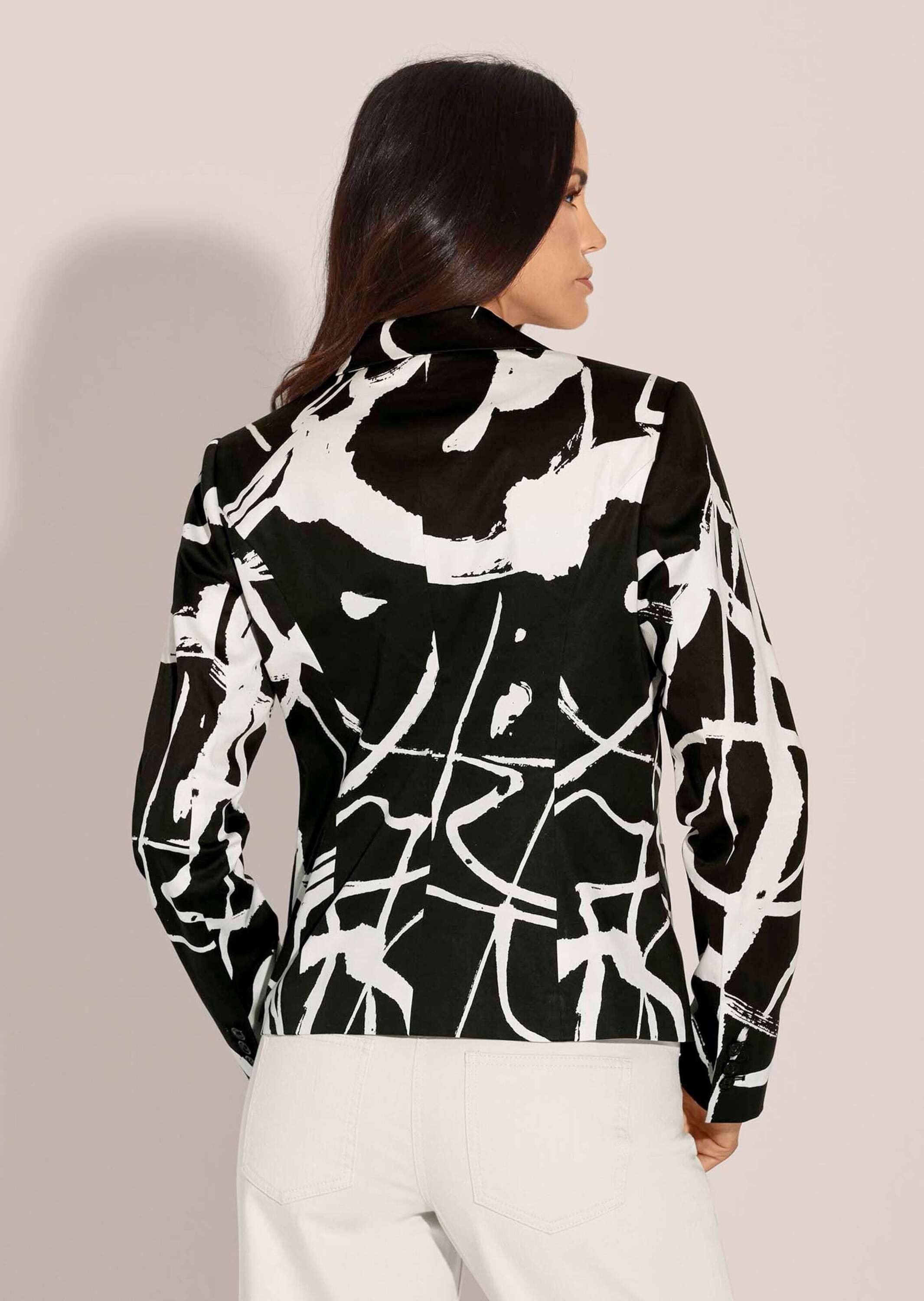 MADELEINE Kurzblazer Kurzblazer mit Unikat-Print