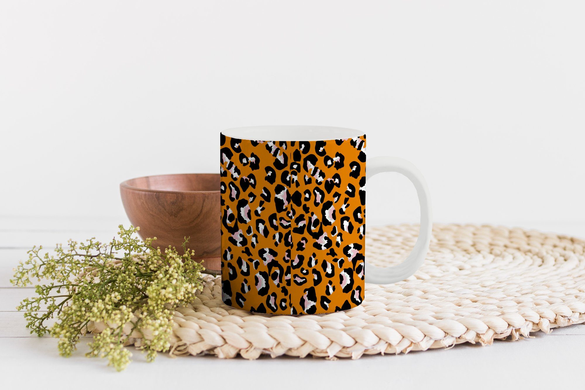 Muster, Becher, Teetasse, Tasse Keramik, Design Panther - - Kaffeetassen, - Geschenk MuchoWow - Teetasse, Braun Rosa