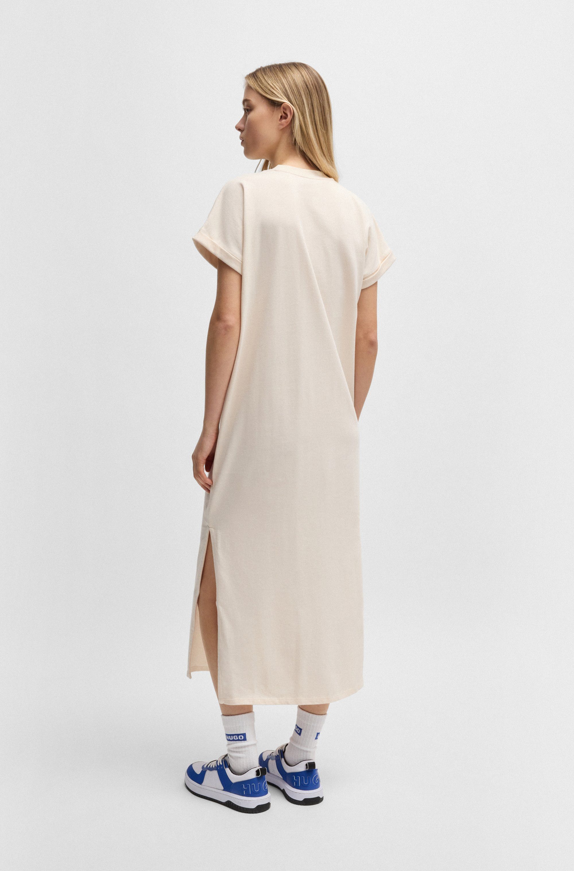 HUGO Blue Jerseykleid Nalle Oversized mit Schlitz, mit Logostickerei, Jerse günstig online kaufen