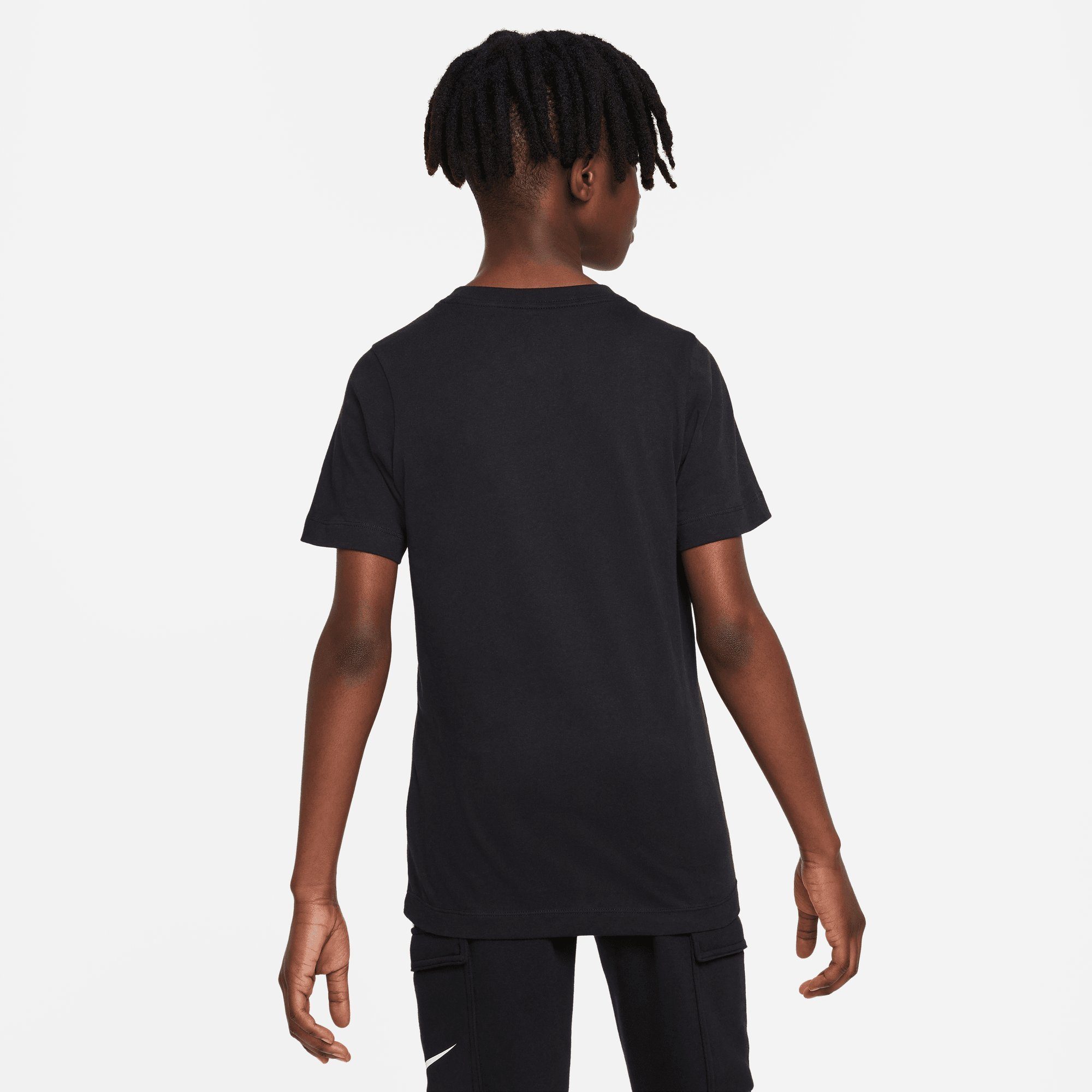 Nike Sportswear Kinder TEE - T-Shirt BLACK K NSW für CLUB