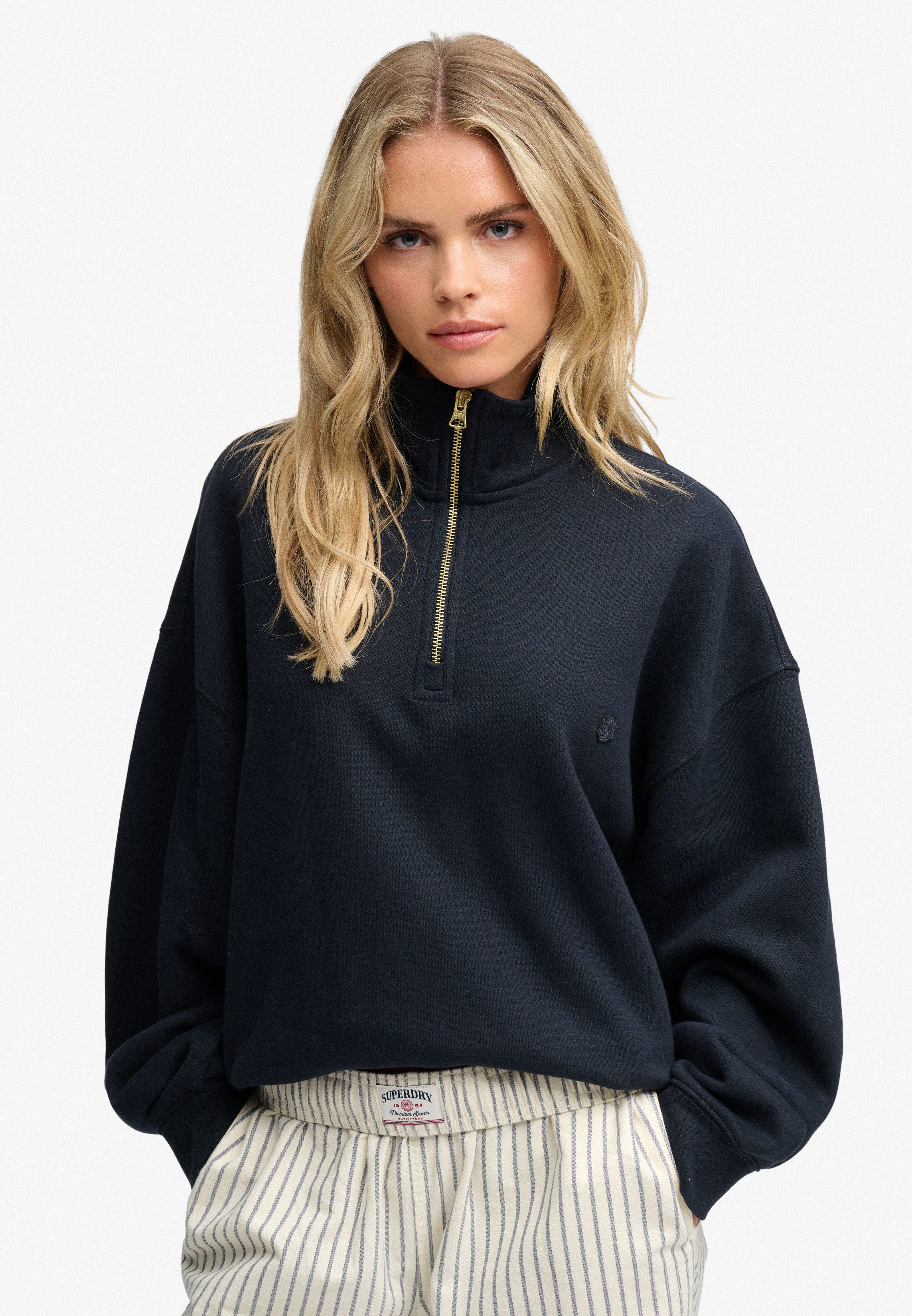 Superdry Sweatshirt MONOGRAM HALF ZIP SWEAT Baumwollmischung, relaxed fit