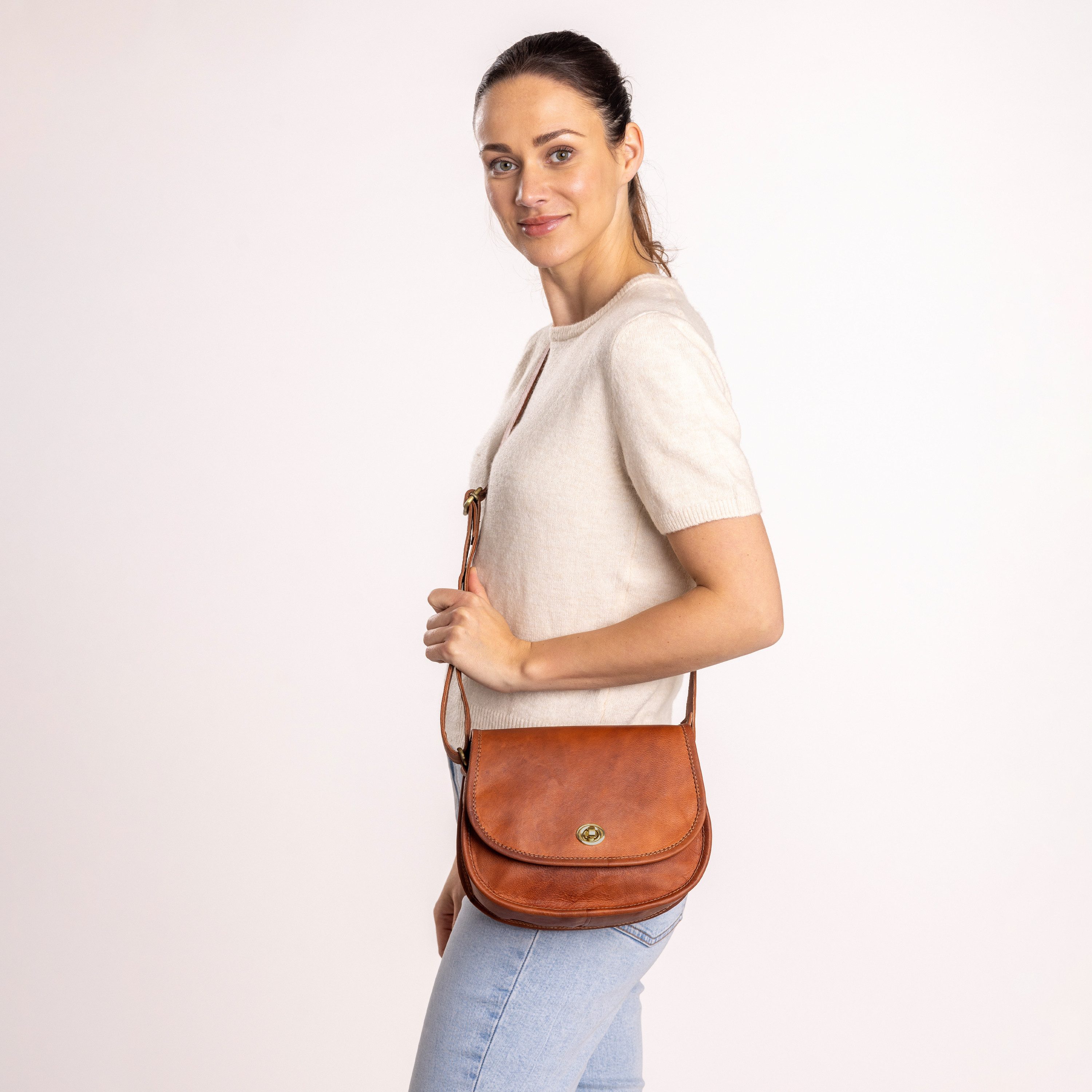 Gusti Leder Handtasche Gusti Leder Handtasche Alessa (1-tlg)