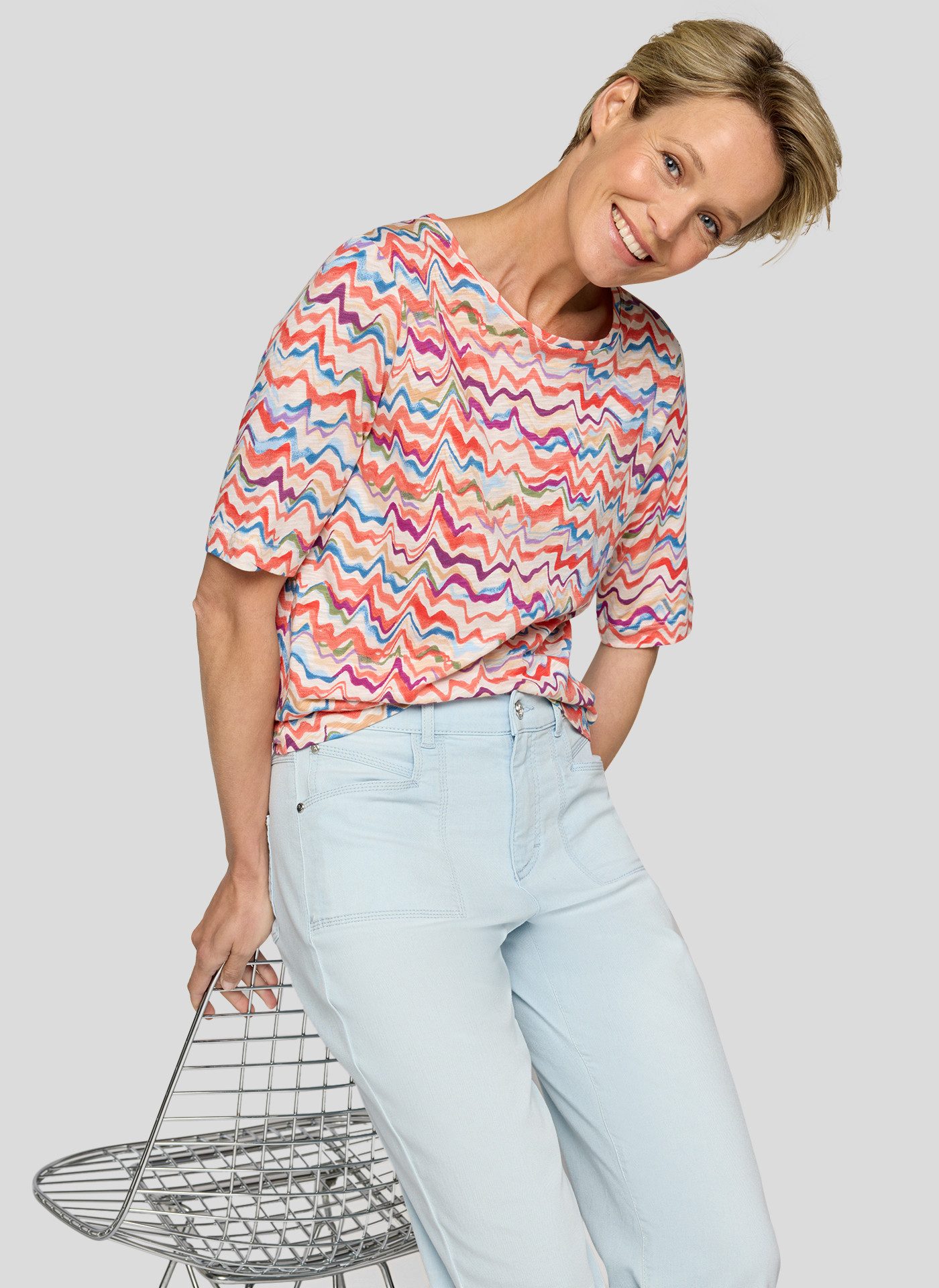 Rabe Rundhalsshirt mit grafischem Muster