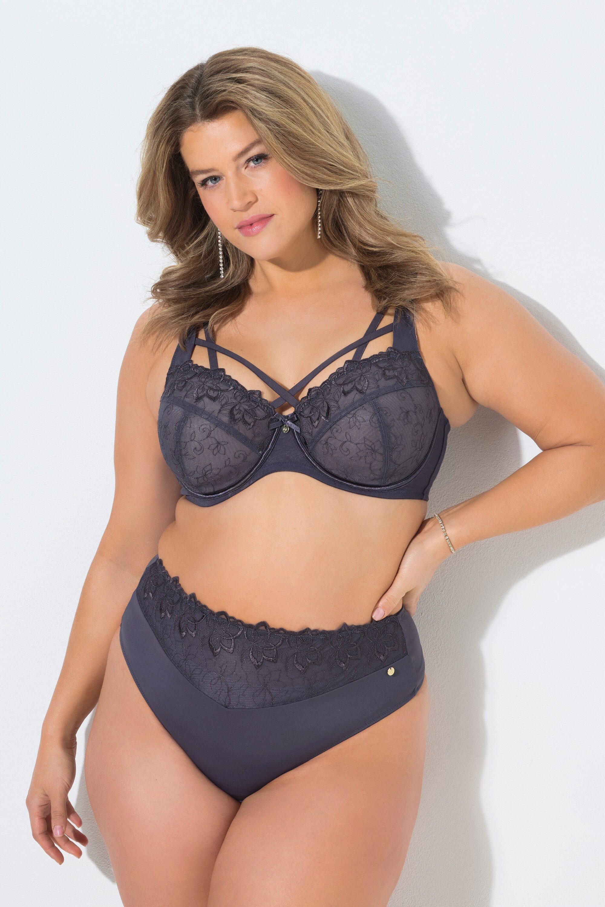 Ulla Popken Slip TruYou Stringpanty Spitze Mikrofaser