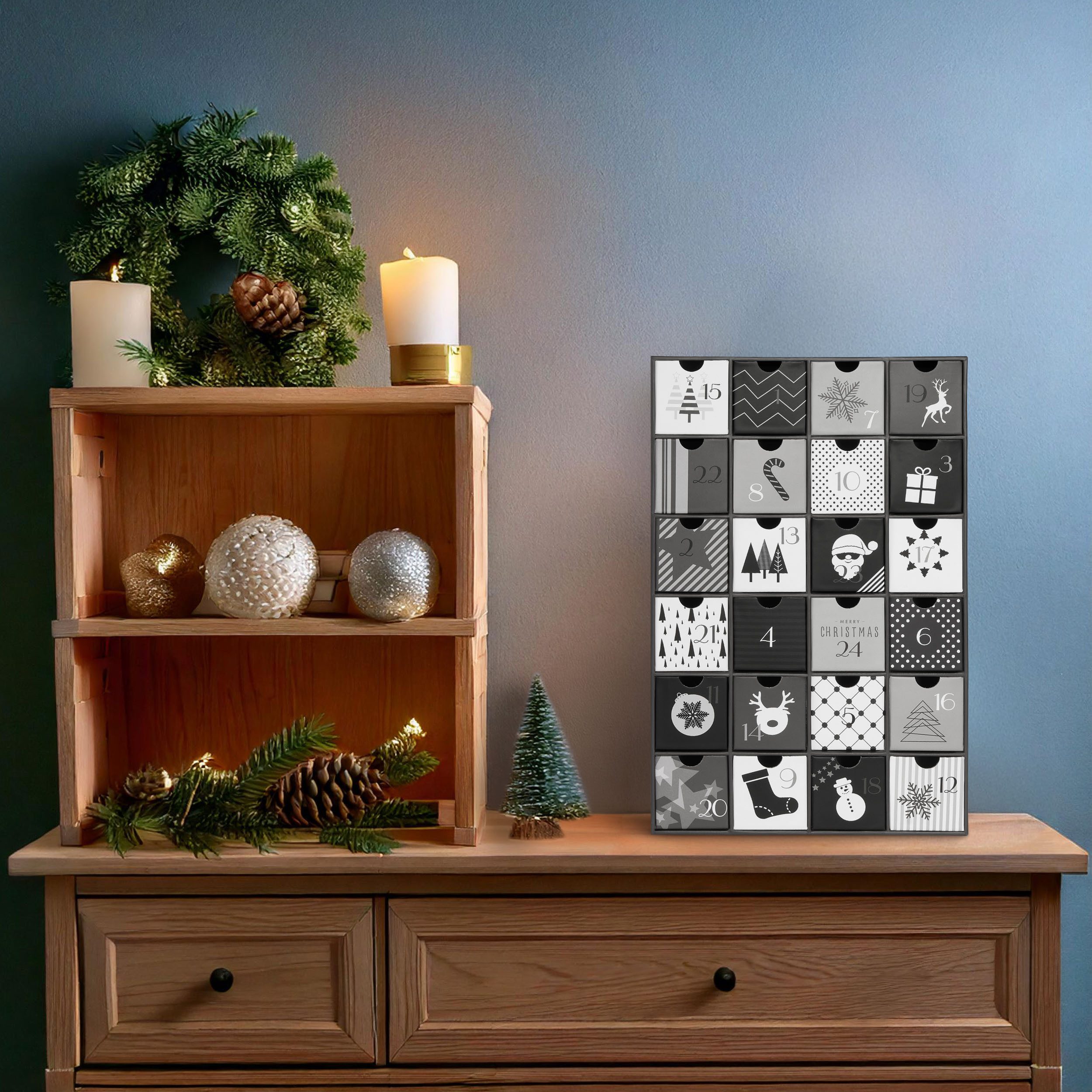 BRUBAKER befüllbarer Adventskalender DIY Weihnachtskalender mit 24 Türchen zum Befüllen Schwarz Weiß - 39cm (1-tlg), Kalender Weihnachten für Gutscheine Süßigkeiten