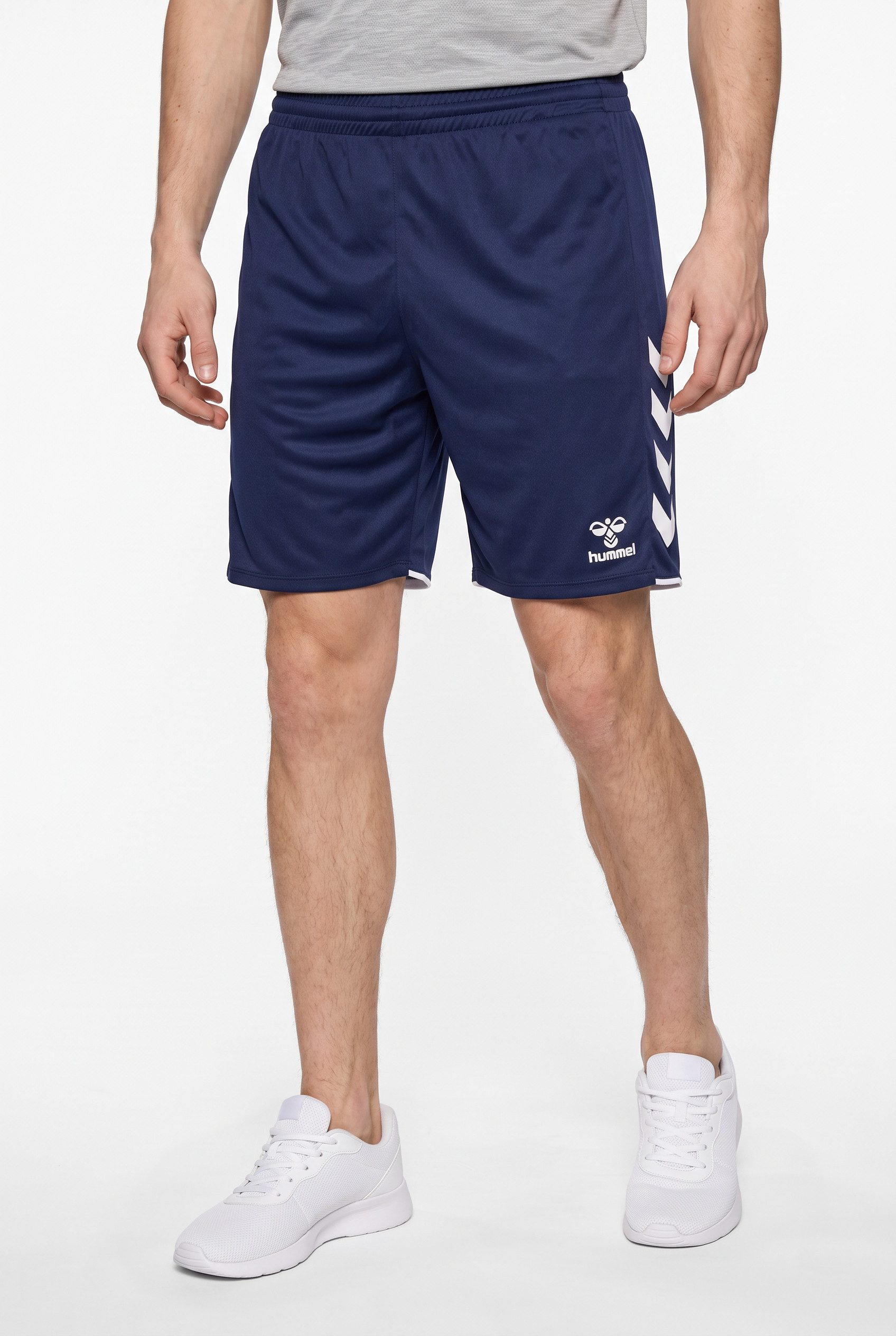 hummel Trainingsshorts HMLCORE 2.0 SHORTS mit Seitentaschen, schnelltrocknend, atmungsaktiv, aus Interlock-Stoff