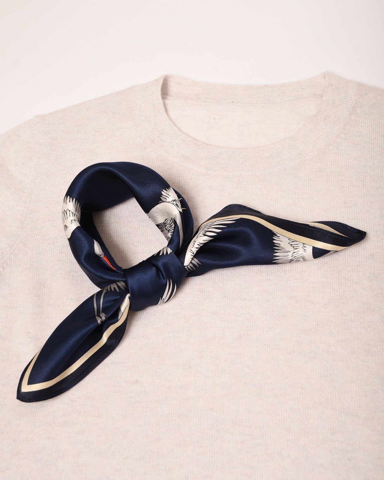 MayTree Seidentuch quadratisch Kranich 53x53 dunkelblau, Nickituch, Bandana günstig online kaufen