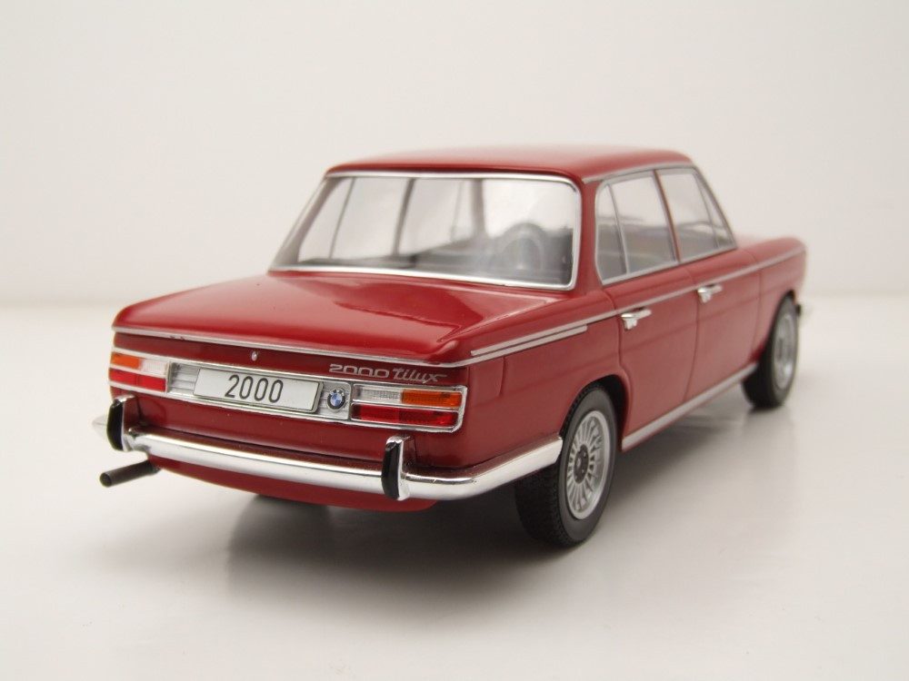 MCG Modellauto BMW 2000 Typ 121 1966 dunkelrot, Maßstab 1:18