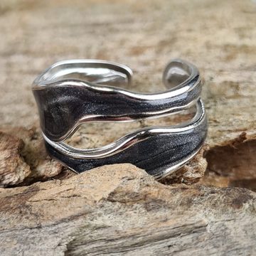 KARMA Fingerring Damenring silber Edelstahl mit schwarzer Einlage, Silberring Damenschmuck Statement Ring Damen