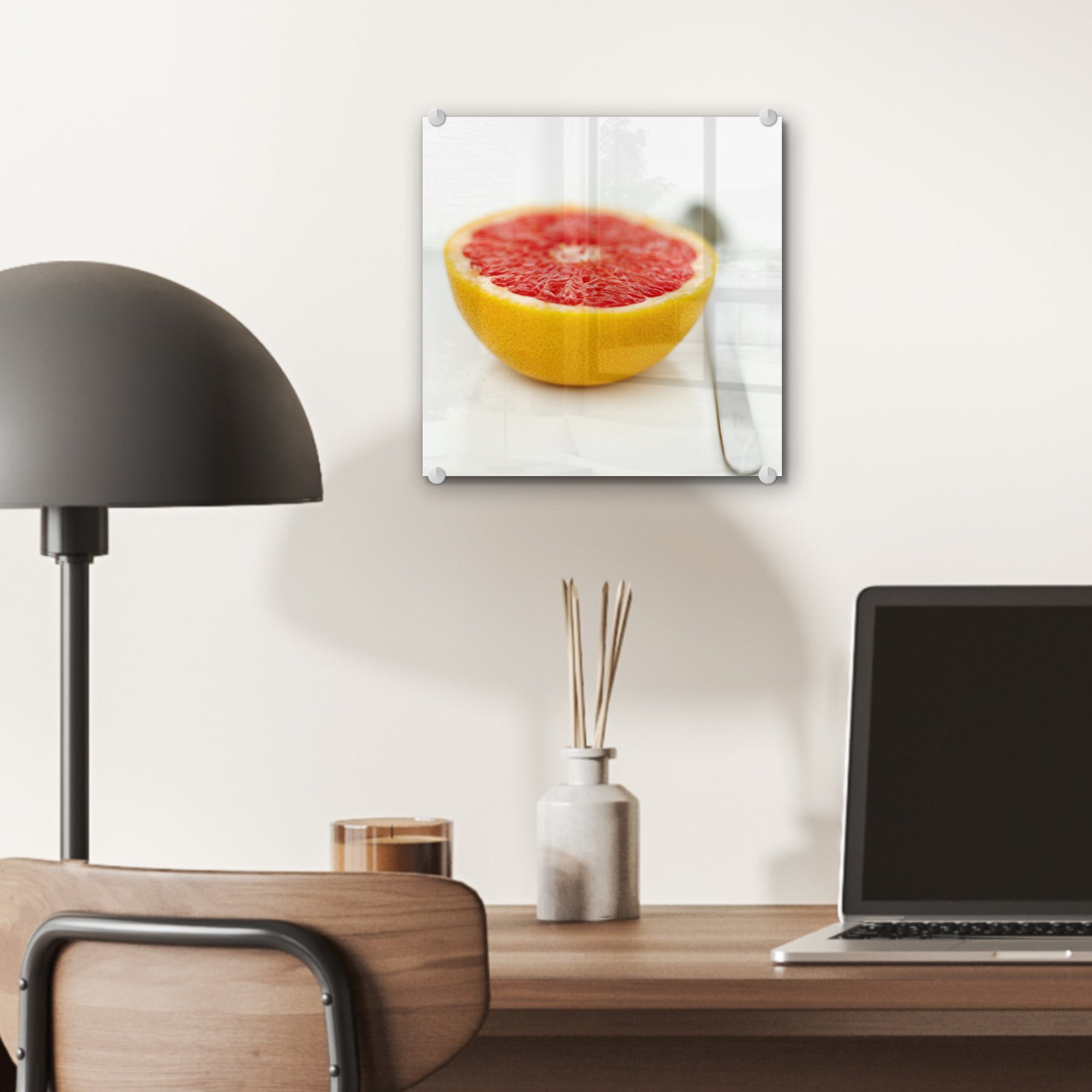 einem Wandbild - Glas Foto Grapefruit Halbierte Glas Glasbilder MuchoWow auf Löffel, Wanddekoration (1 Acrylglasbild - St), Bilder - auf mit