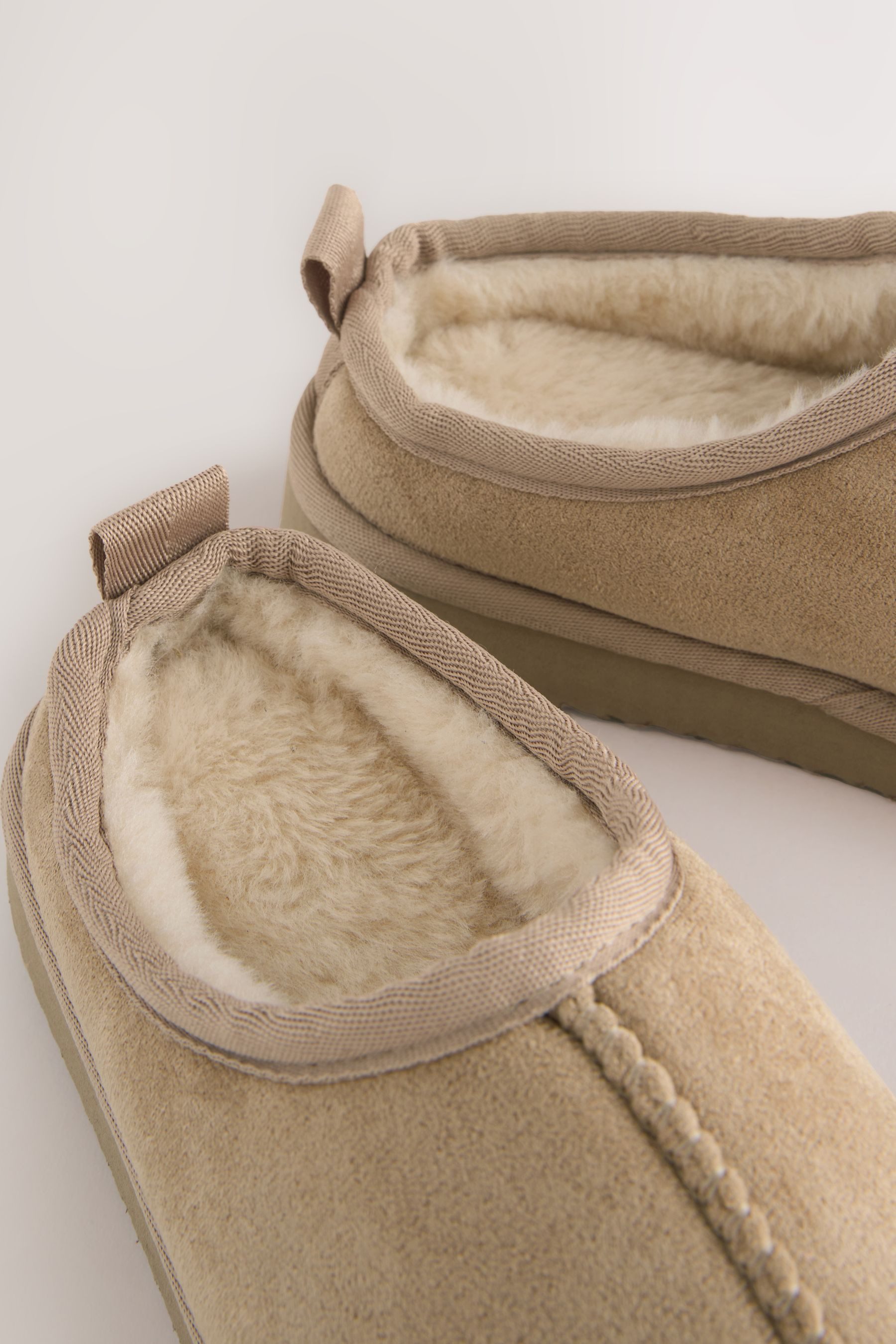 Next Flauschige Pantoffeln Hausschuh (1-tlg)