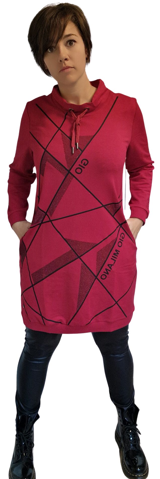 Sweatkleid G25-1100 mit Strassbesatz und Label-Details
