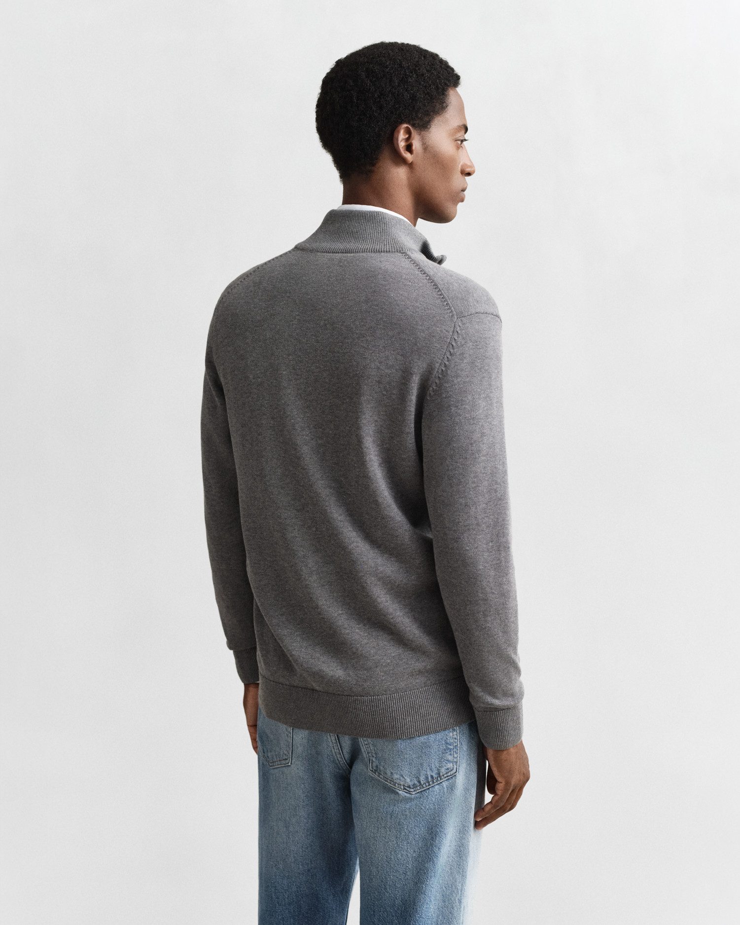 Gant Cardigan CASUAL COTTON ZIP CARDIGAN Mit Rippbündchen an Stehkragen, Ärmeln und Saum
