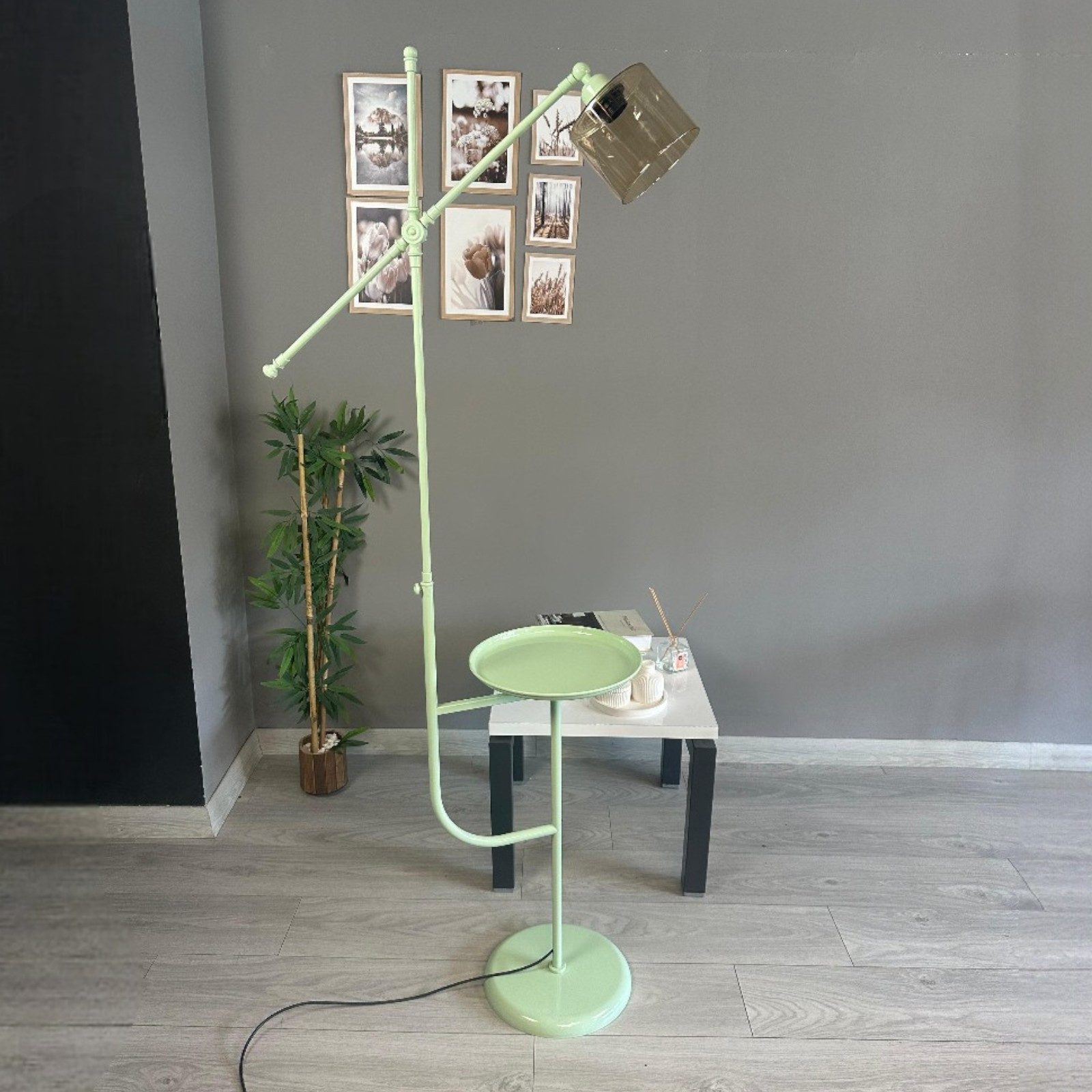 Bamyum Stehlampe Lille Modern Dekorative Metall Stehlampe, ohne Leuchtmittel