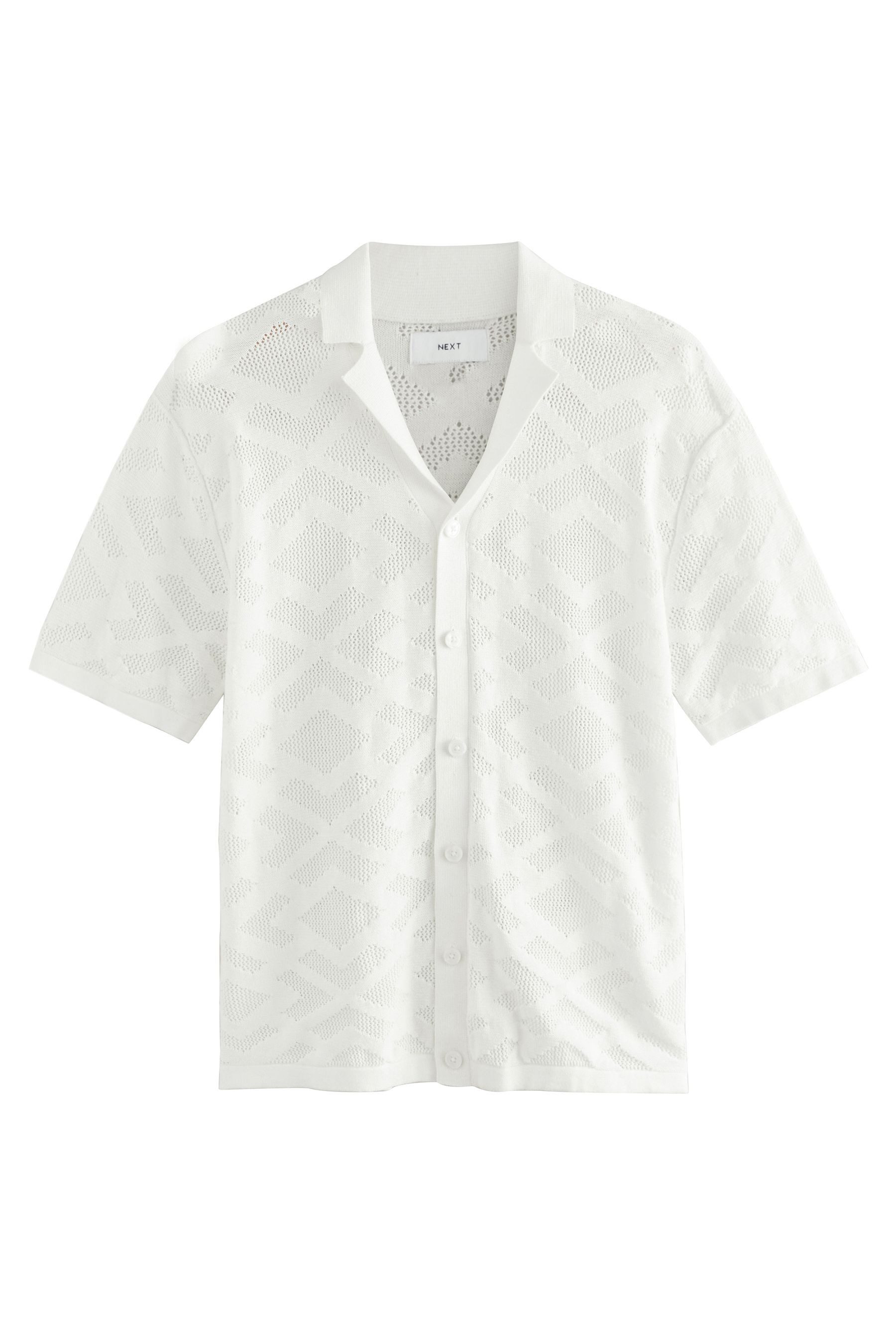 Next Kurzarmhemd Relaxed Fit Strickhemd, Lochstickerei + Kubakragen (1-tlg) günstig online kaufen